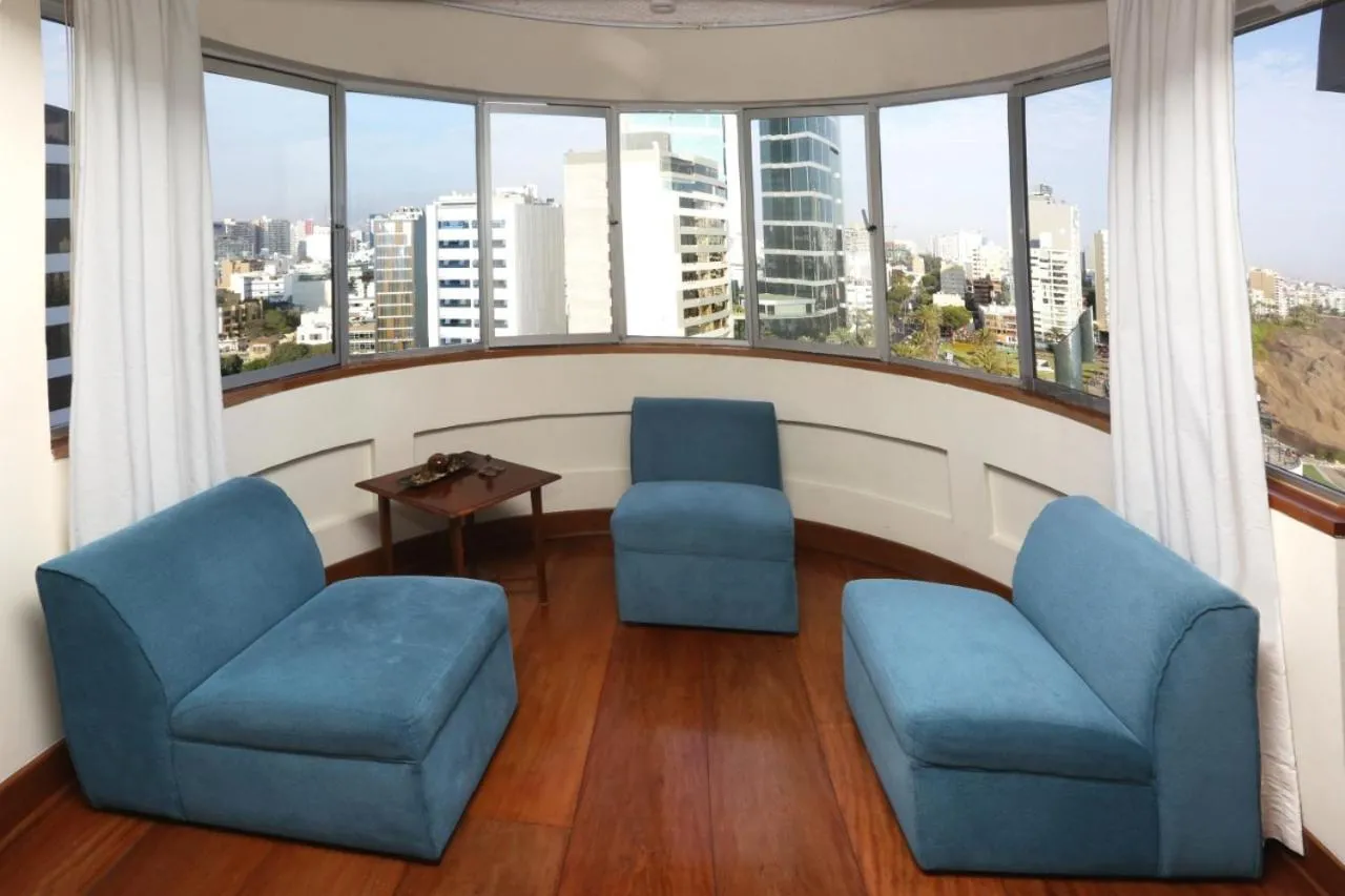Oceanfront Miraflores Larcomar next to Marriott