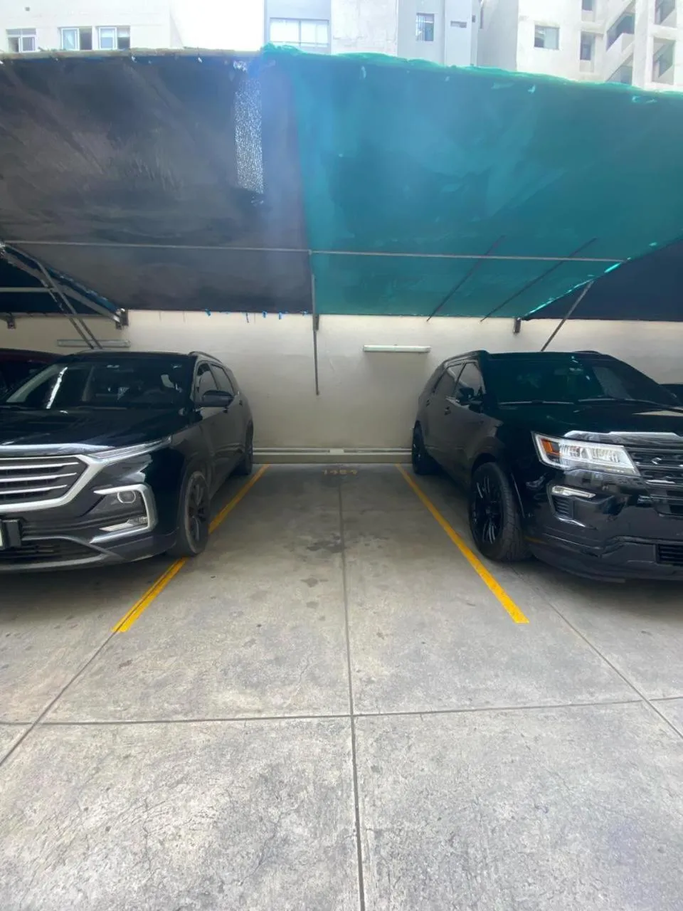 Parking in Oceanfront Miraflores Larcomar next to Marriott