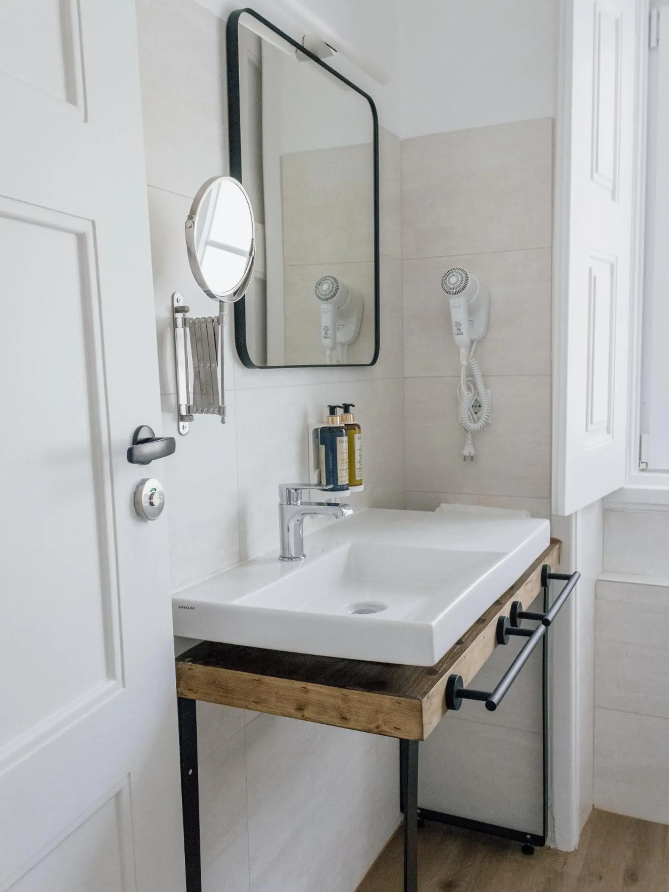 Standard Twin Room with Shared Bathroom in Dear Faro - Guest House Standard Twin Room with Shared Bathroom in Dear Faro - Guest House