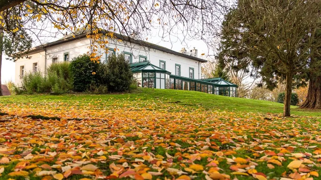 Property building in Logis - Hotel Restaurant La Sapinière