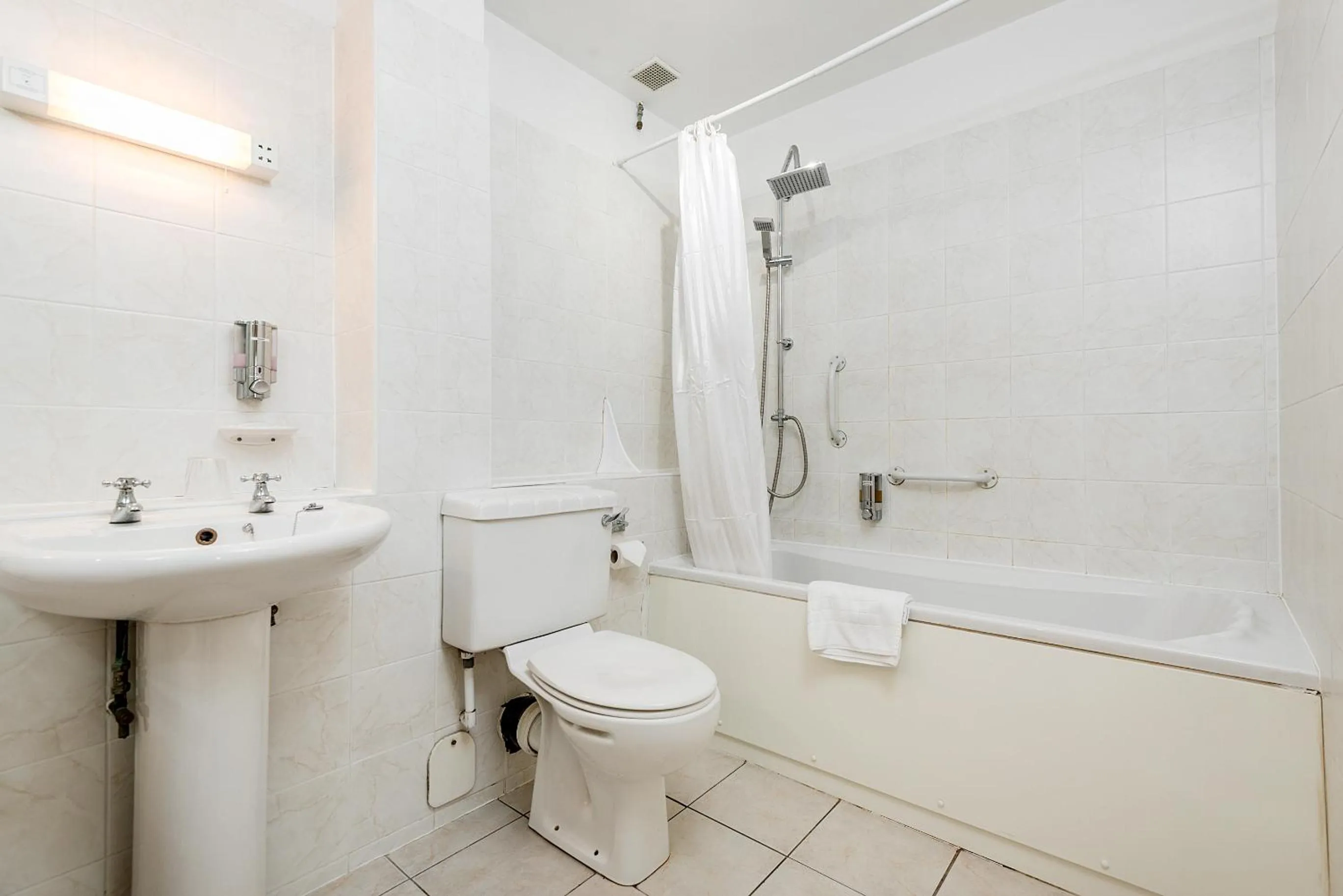 Bathroom in The Well guesthouse