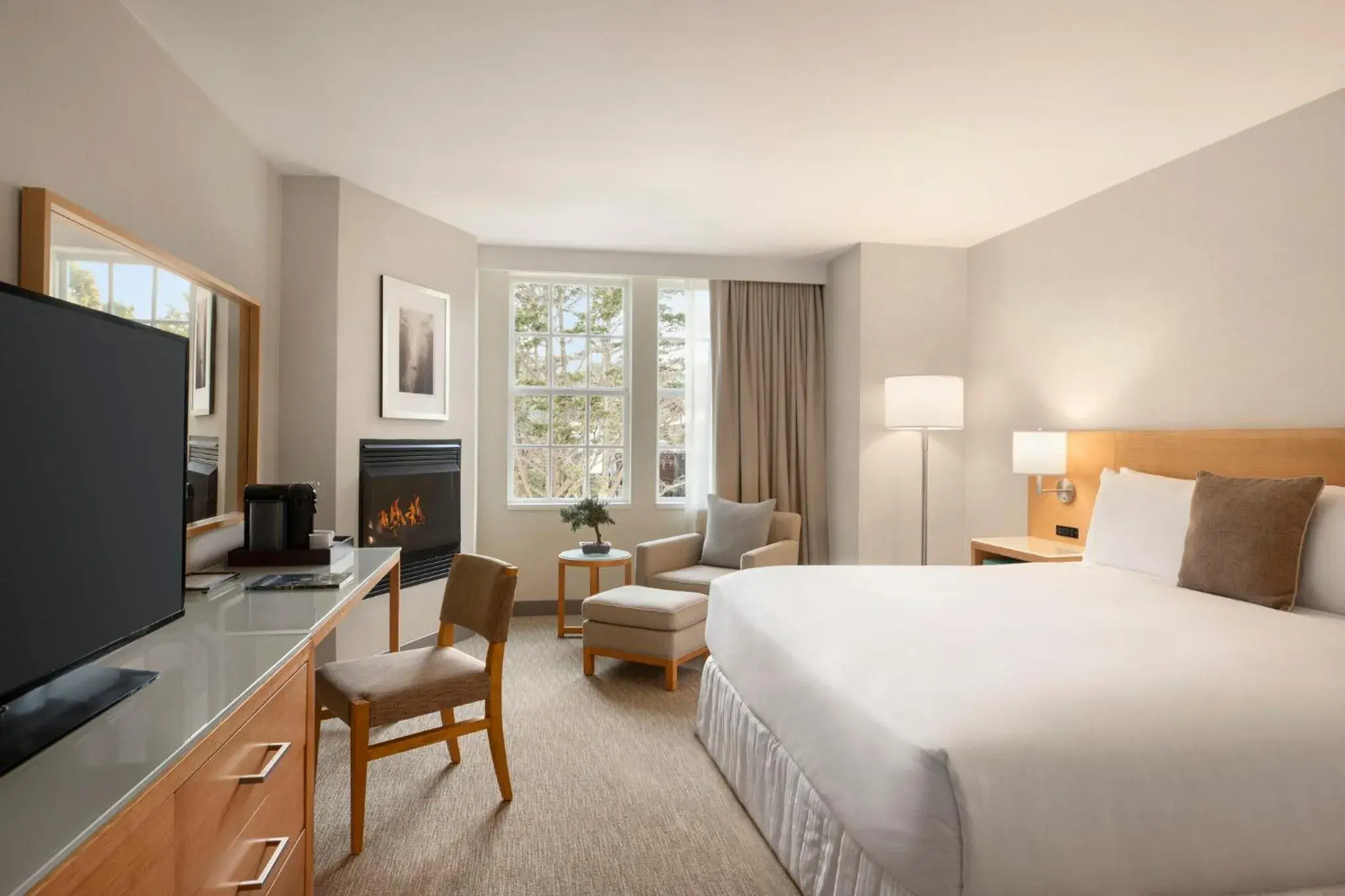 King Room with Fireplace in InterContinental The Clement Monterey by IHG King Room with Fireplace in InterContinental The Clement Monterey by IHG