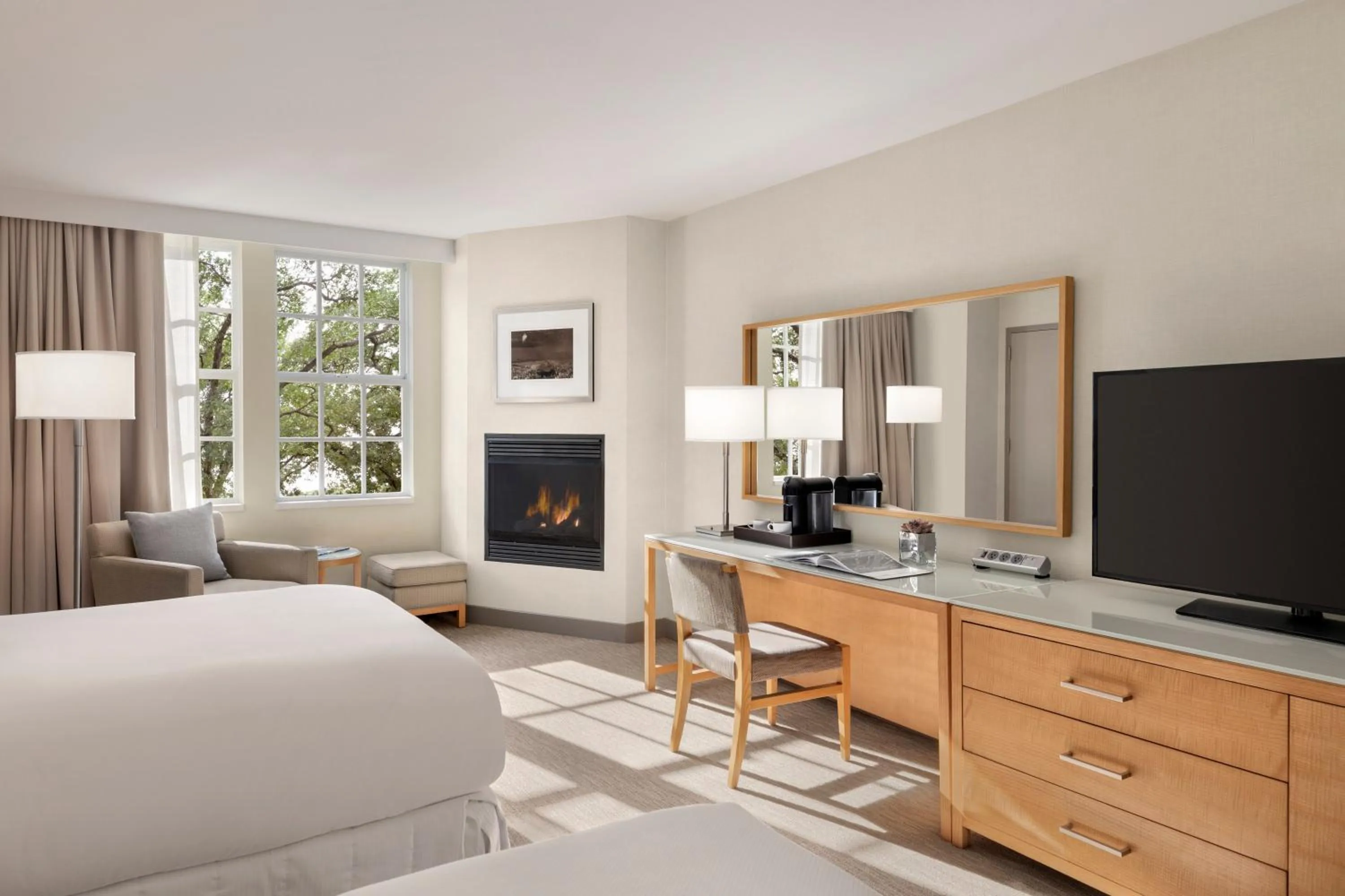 Photo of the whole room, Bed in InterContinental The Clement Monterey by IHG