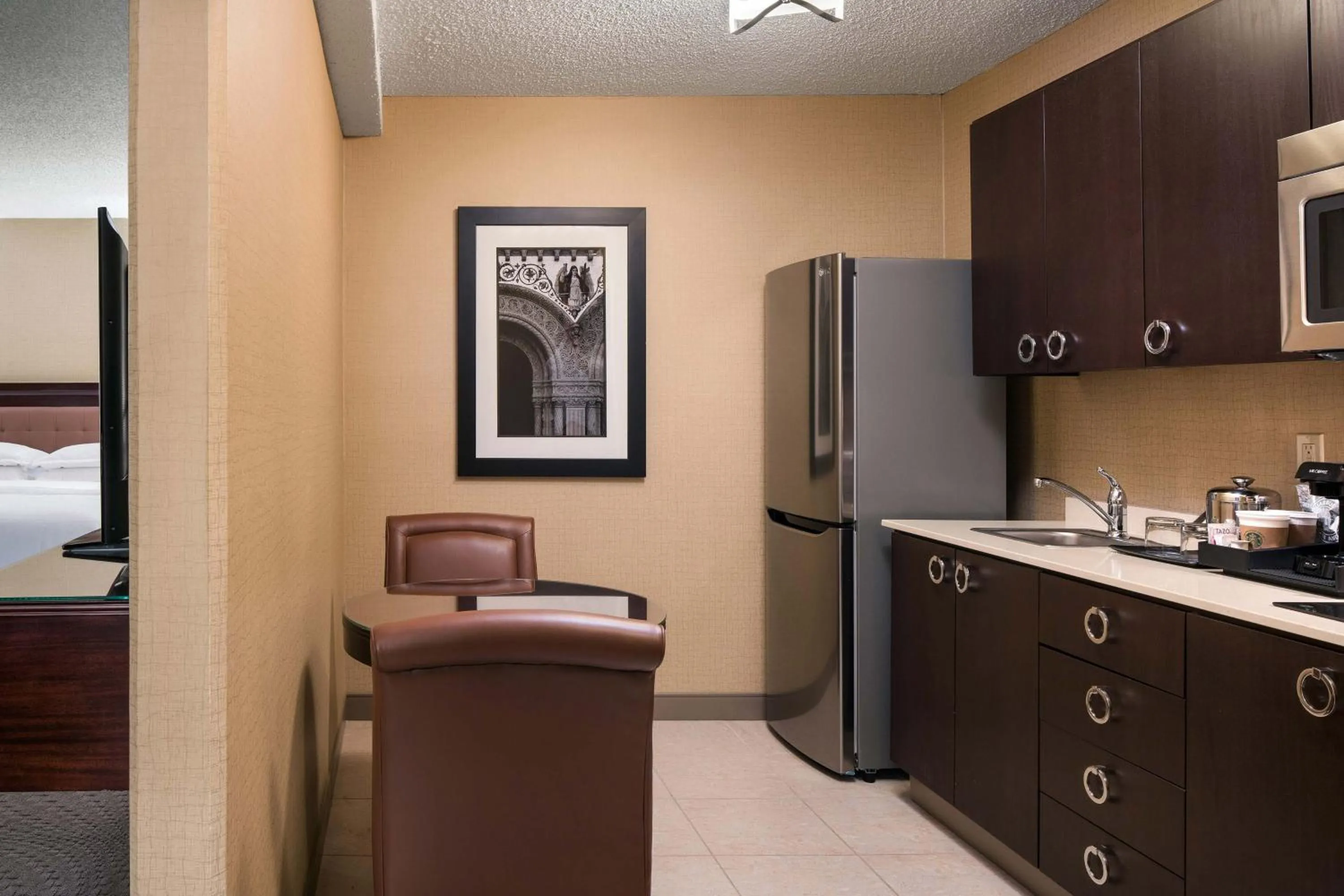 Kitchen or kitchenette in Sheraton Palo Alto Hotel