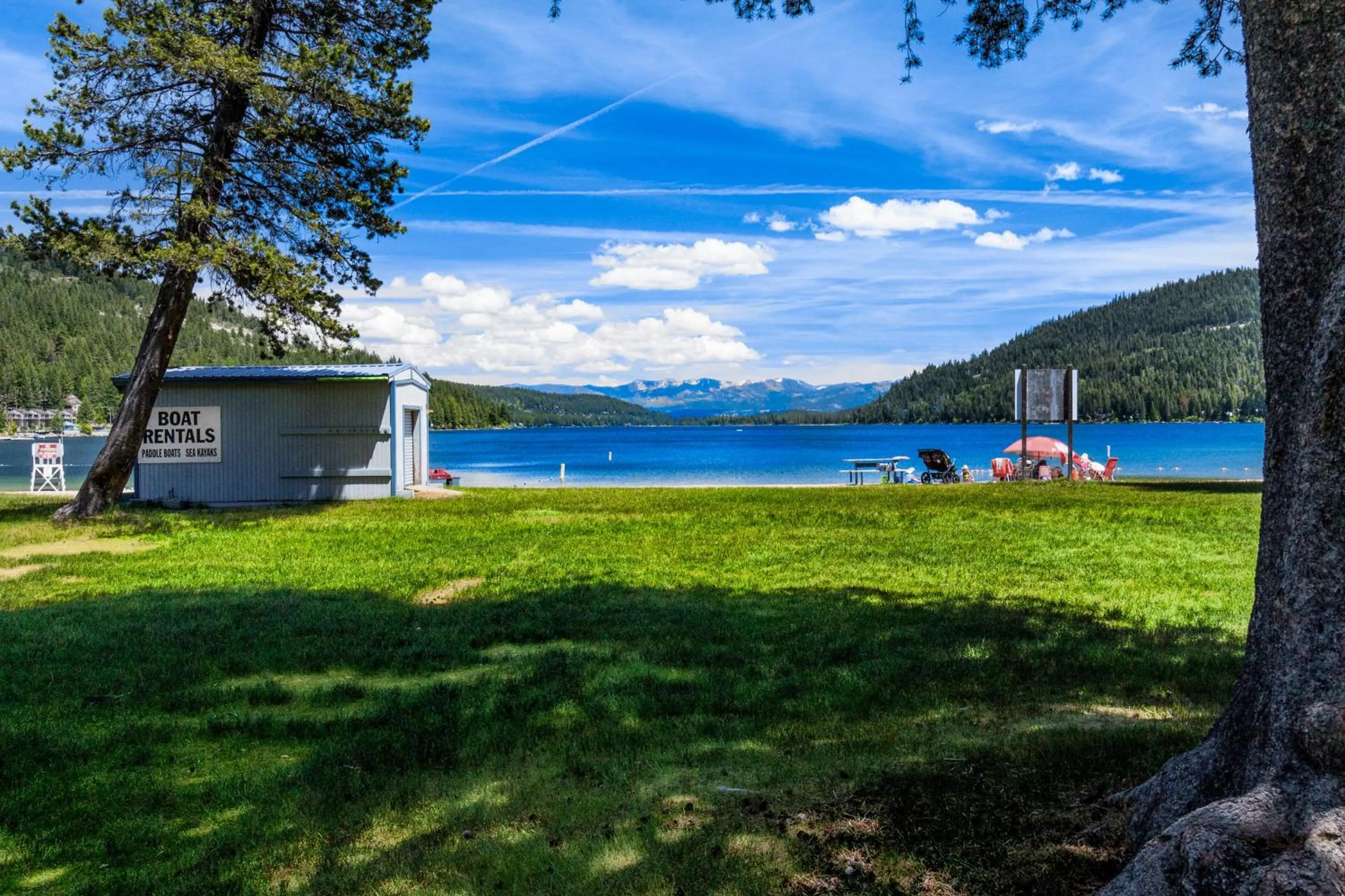 Donner Lakefront Retreat