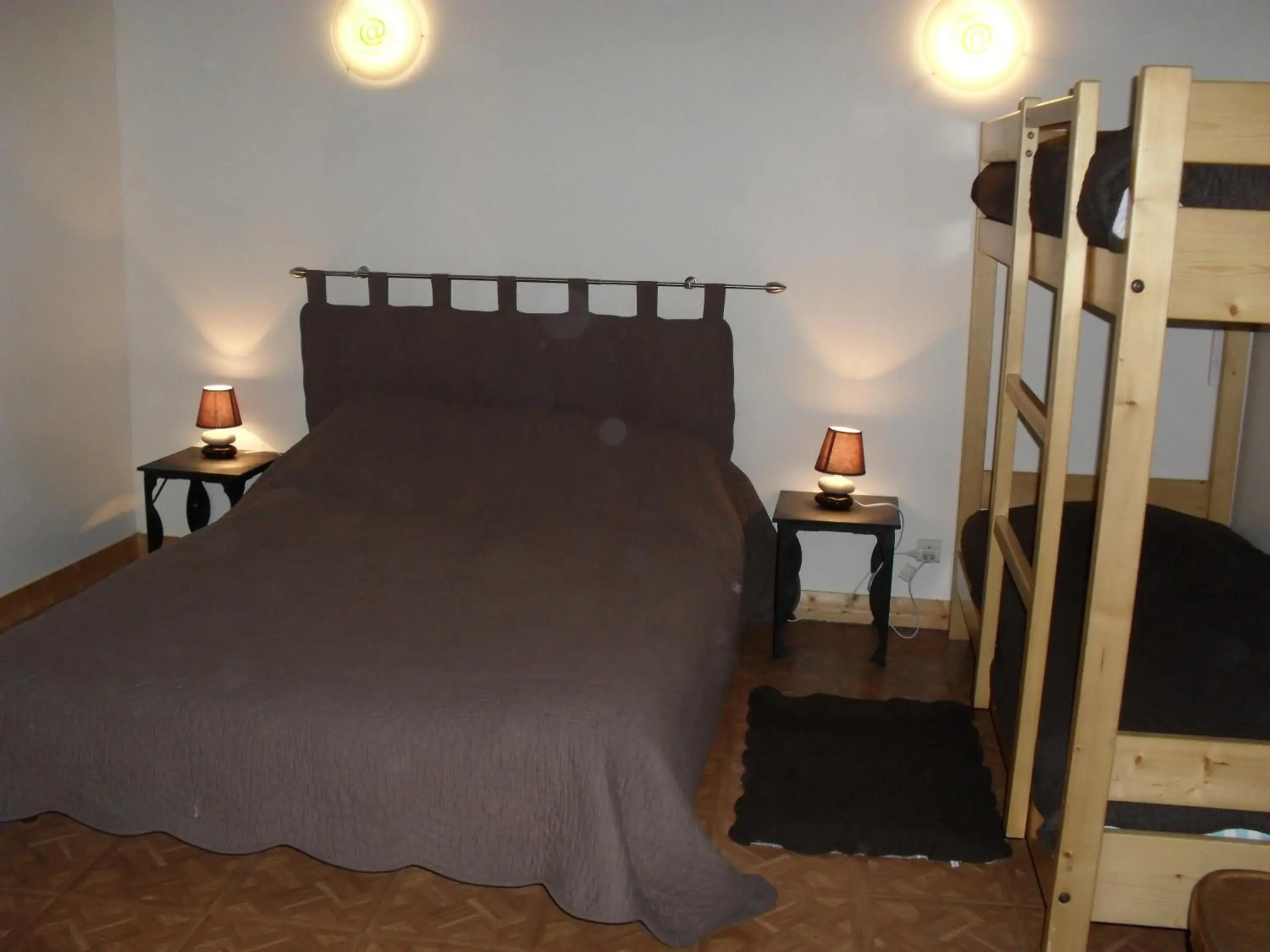 Family Room with Bathroom - single occupancy in Chambres d'hôtes Au Hameau Family Room with Bathroom - single occupancy in Chambres d'hôtes Au Hameau