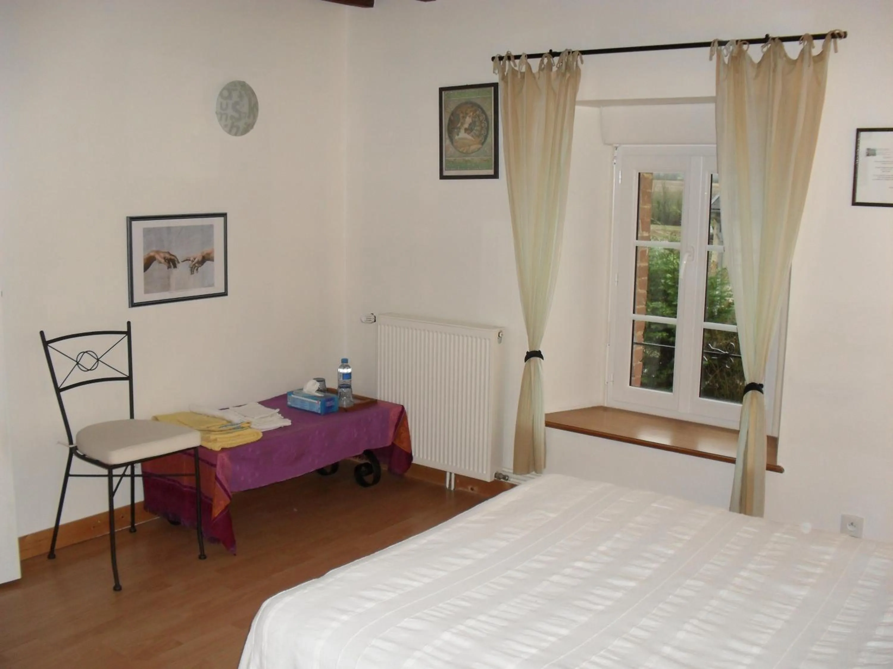 Bedroom, Bed in Chambres d'hôtes Au Hameau