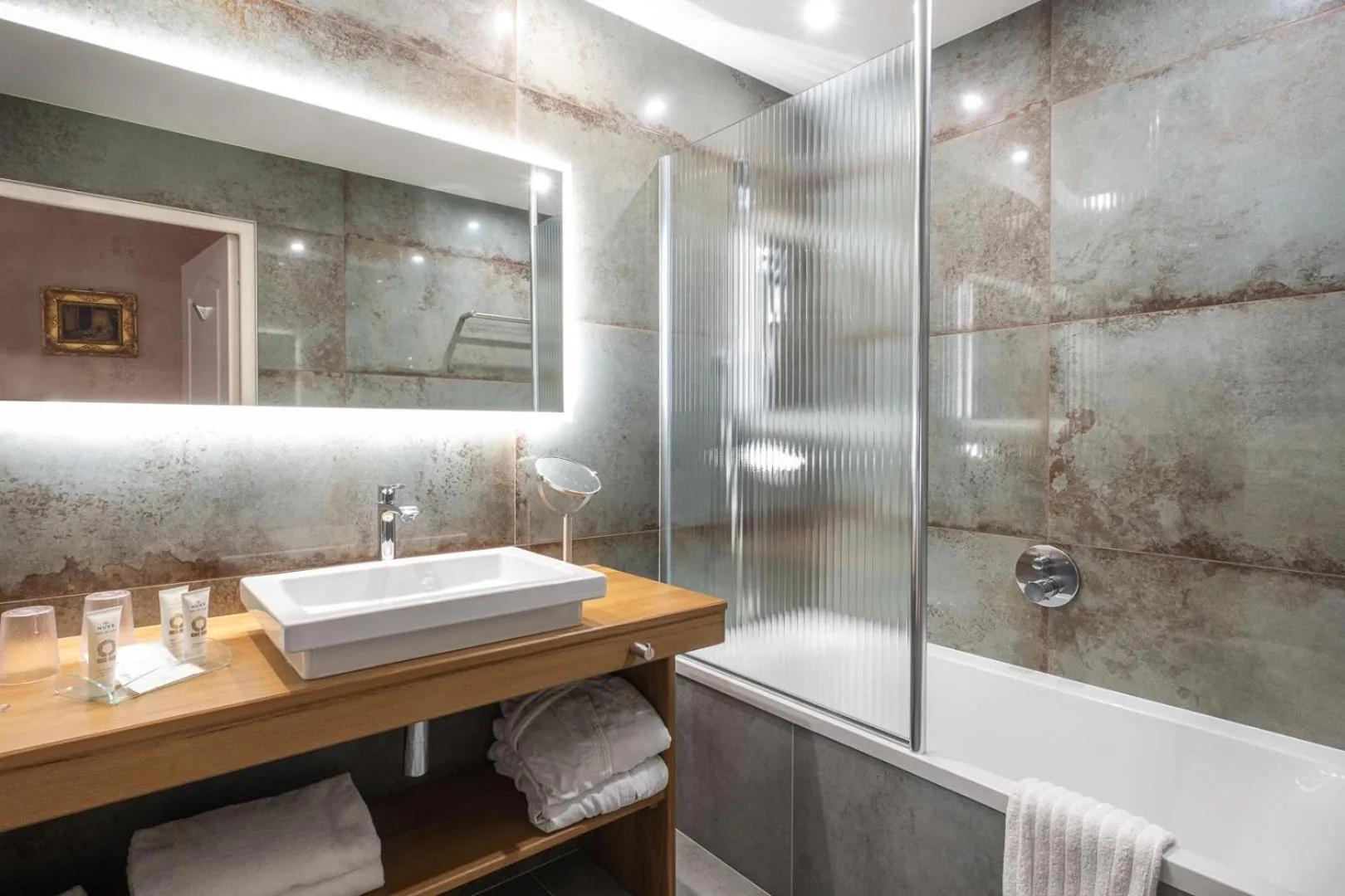 Bathroom in Château De Pray