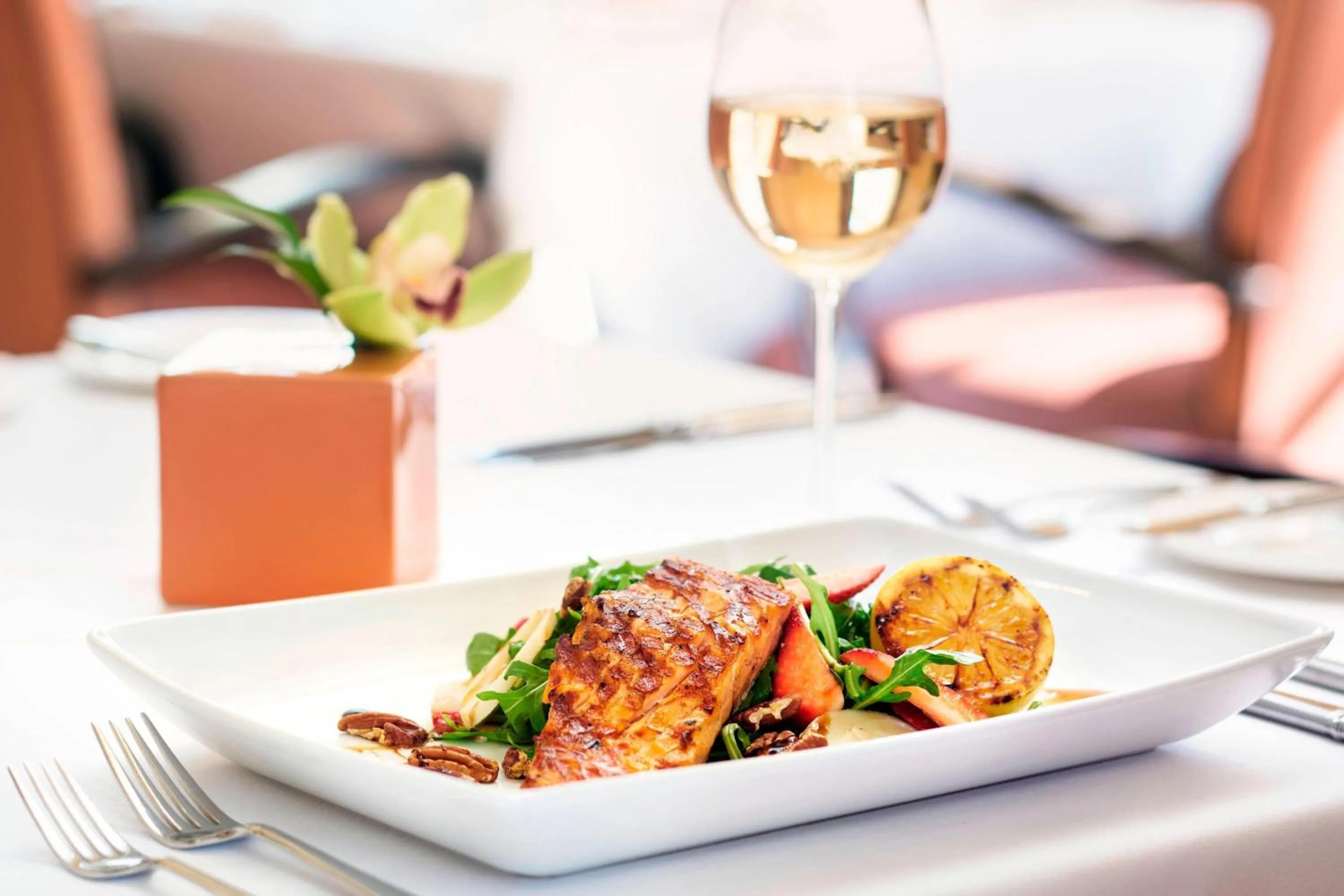 Restaurant/places to eat in The Westin Palo Alto