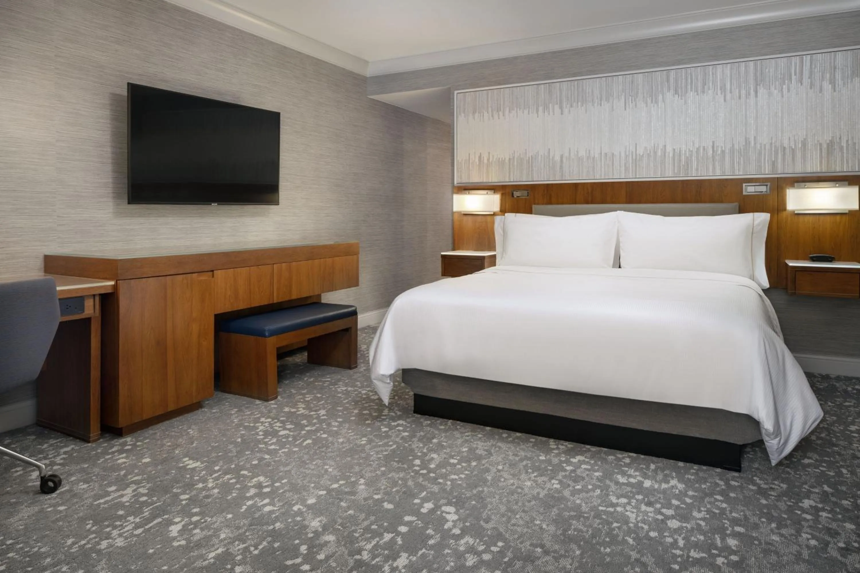 Photo of the whole room, Bed in The Westin Palo Alto