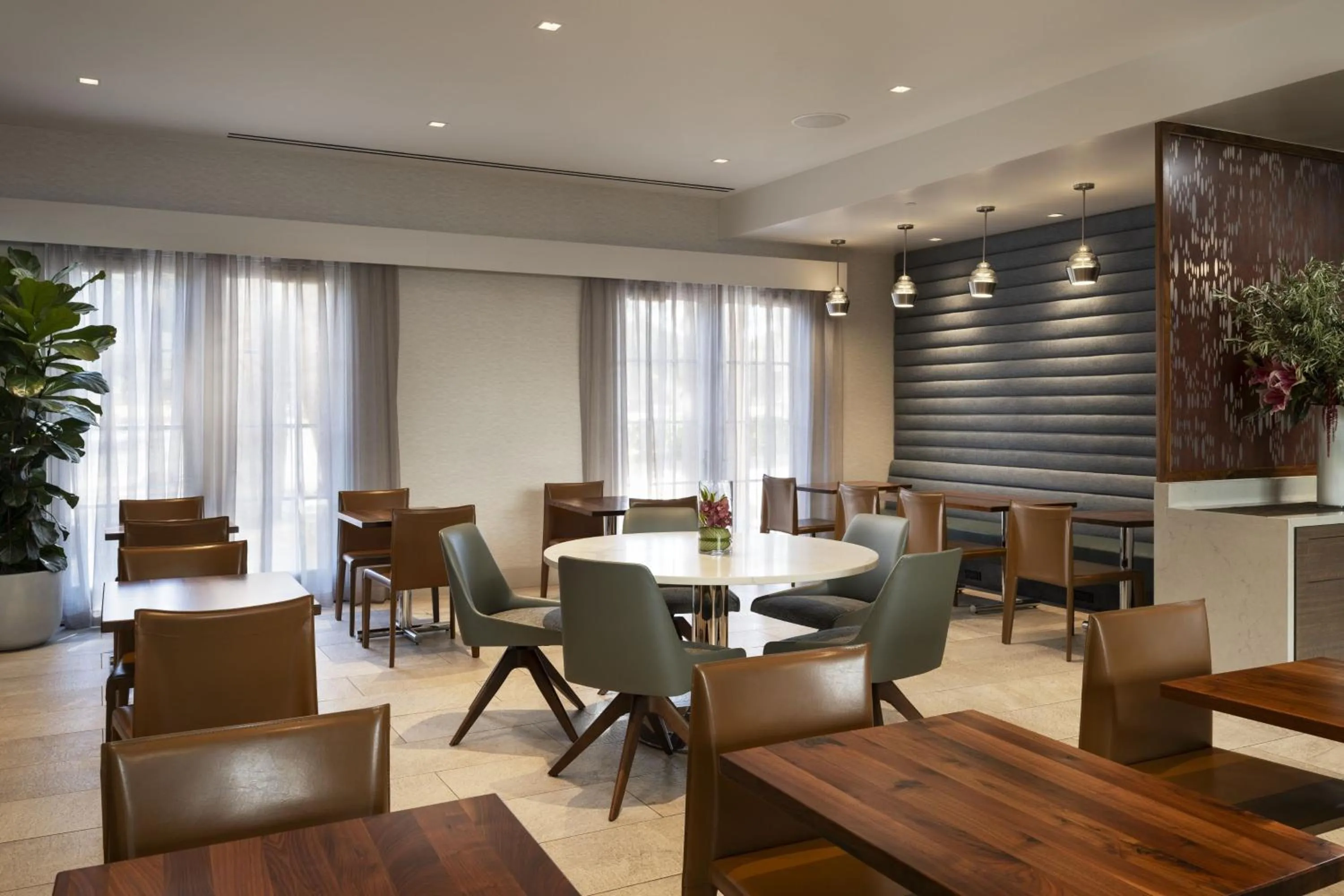 Restaurant/places to eat in The Westin Palo Alto