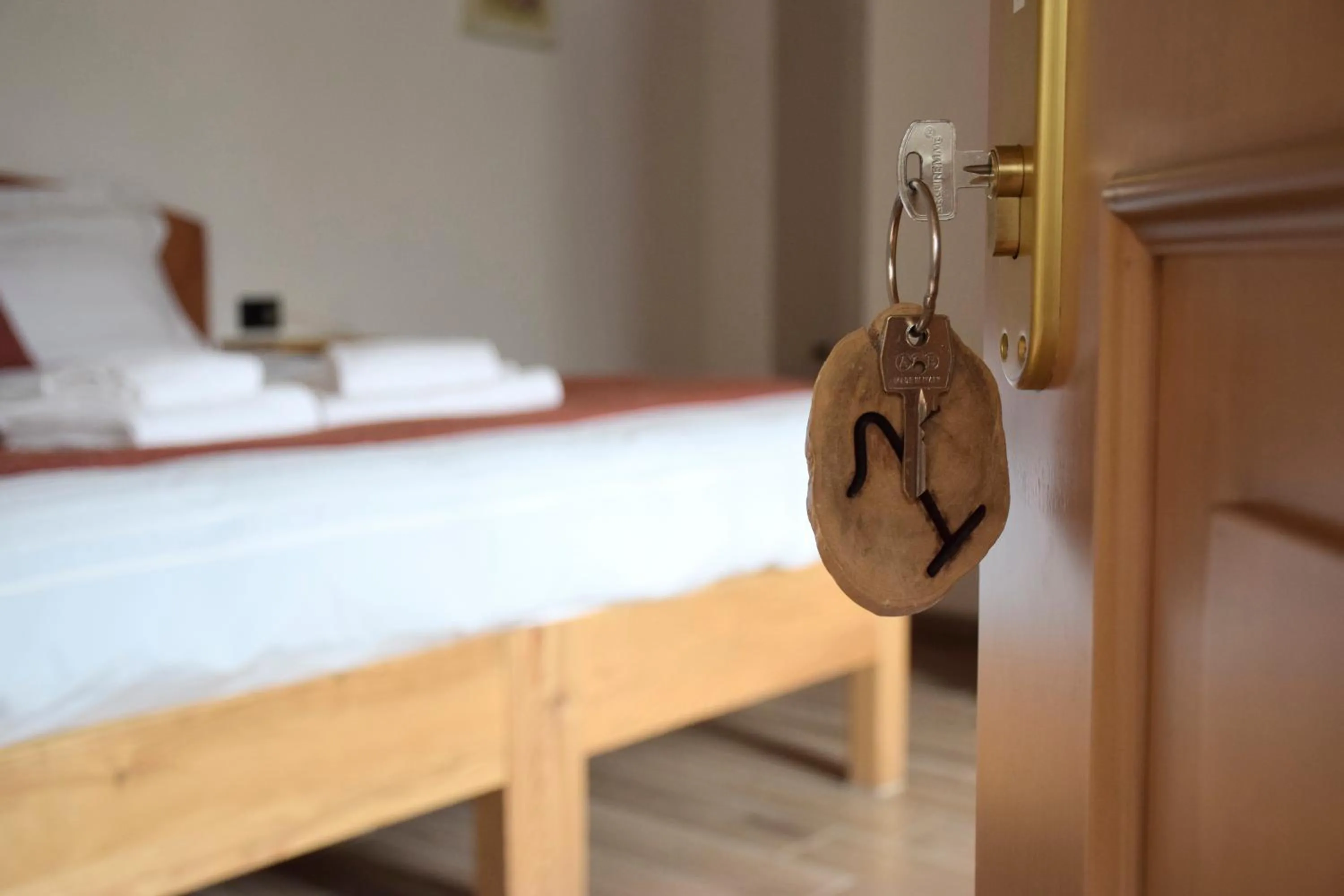 Deluxe Double or Twin Room with Mountain View in La Tana del Tasso Rooms&Breakfast