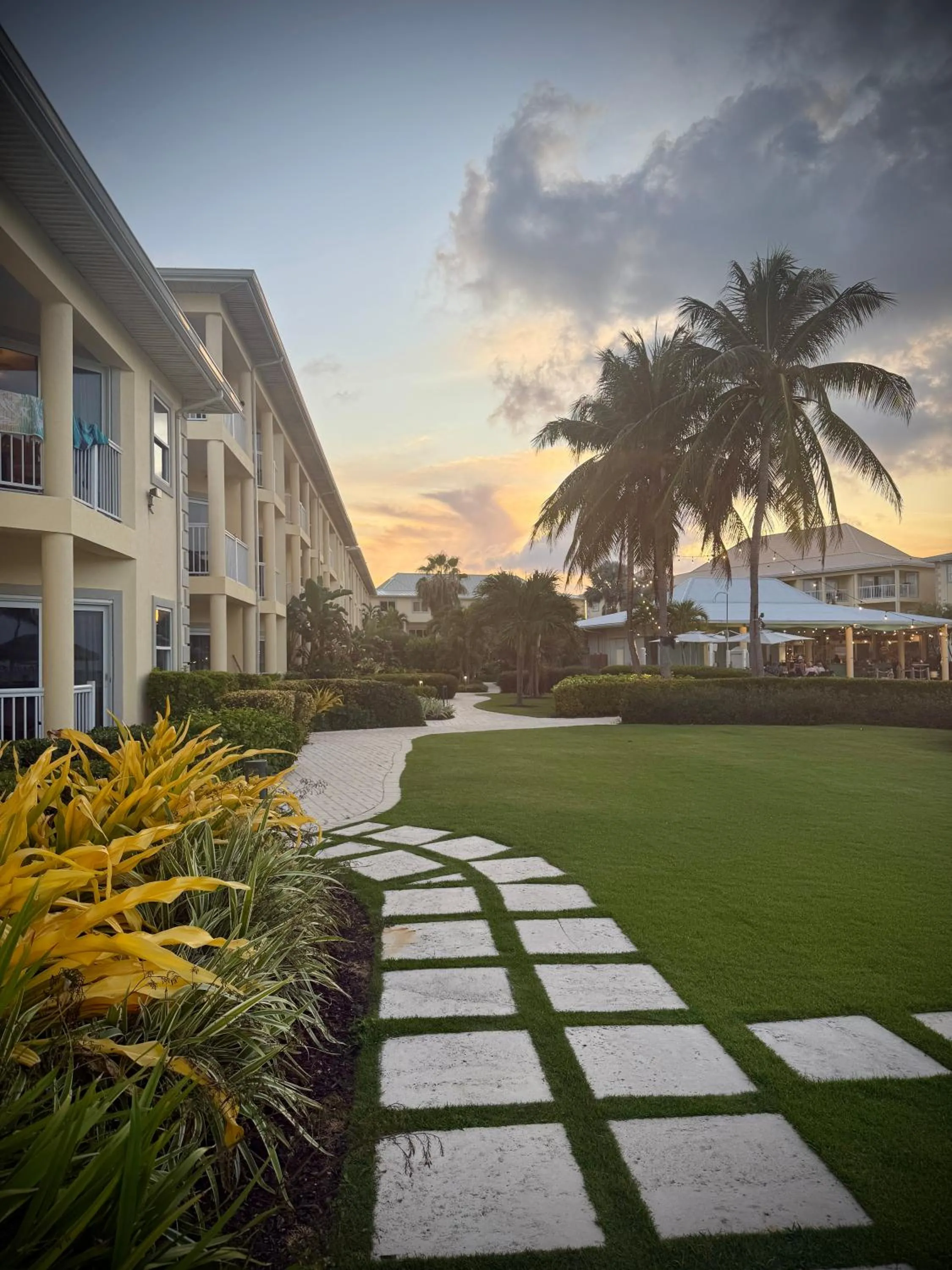 Inner courtyard view in The Grand Caymanian Resort
