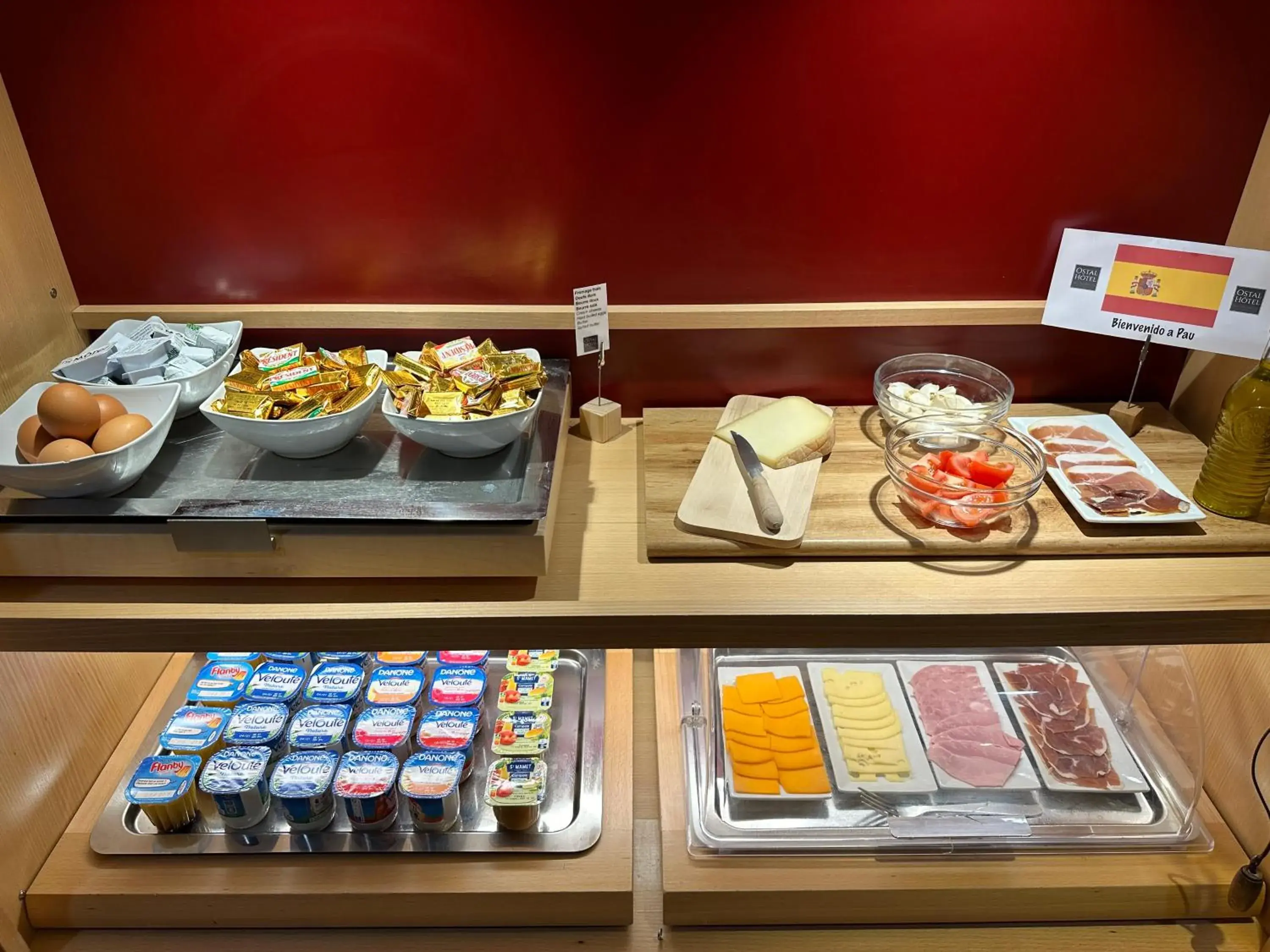 Breakfast in Ostal Pau Universite - Sure Hotel Collection by Best Western Breakfast in Ostal Pau Universite - Sure Hotel Collection by Best Western
