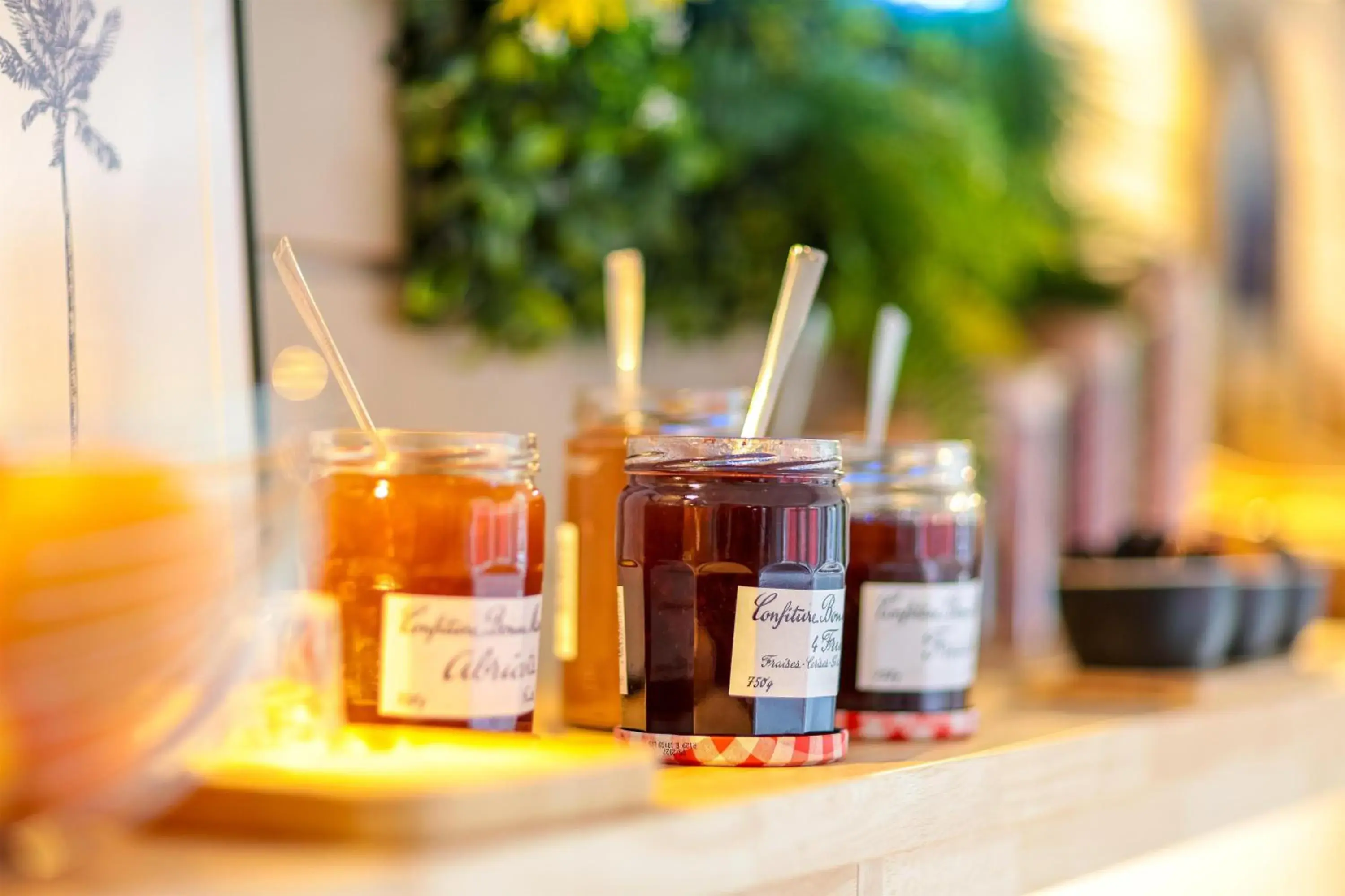 Lobby or reception in Ostal Pau Universite - Sure Hotel Collection by Best Western Lobby or reception in Ostal Pau Universite - Sure Hotel Collection by Best Western