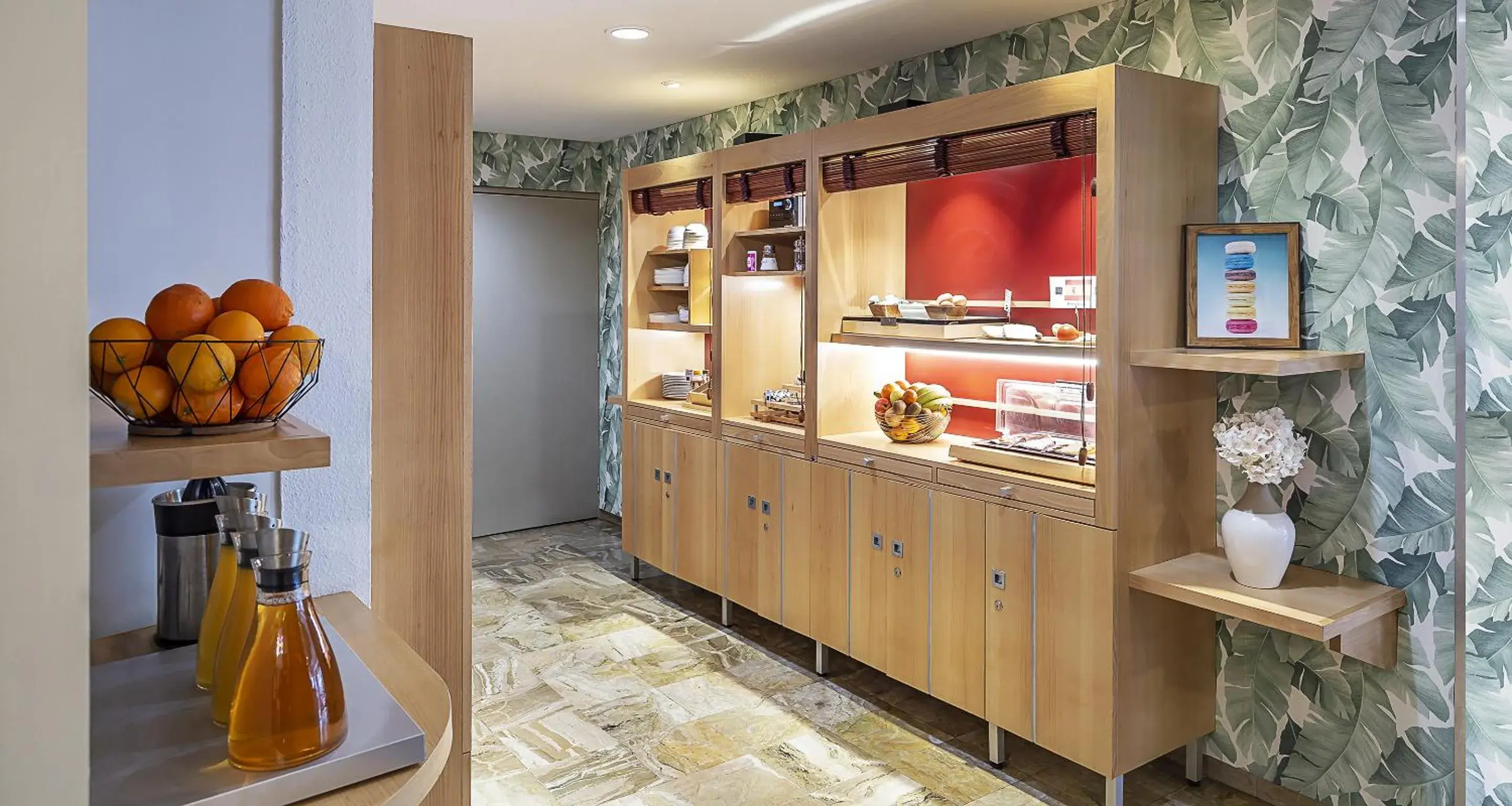 Breakfast in Ostal Pau Universite - Sure Hotel Collection by Best Western Breakfast in Ostal Pau Universite - Sure Hotel Collection by Best Western