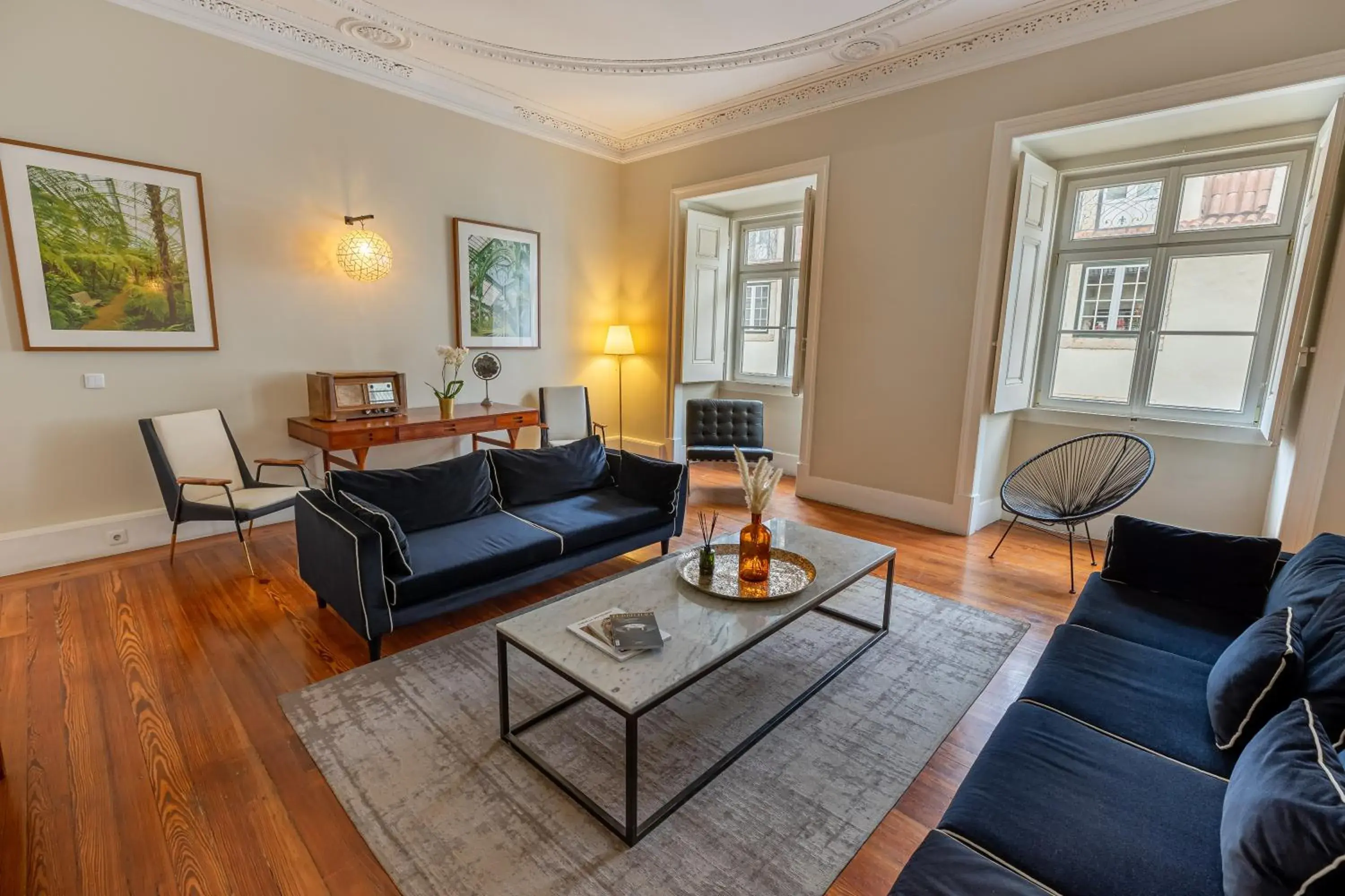 Deluxe 2 Bedroom Apartment - single occupancy in Le Consulat Deluxe 2 Bedroom Apartment - single occupancy in Le Consulat