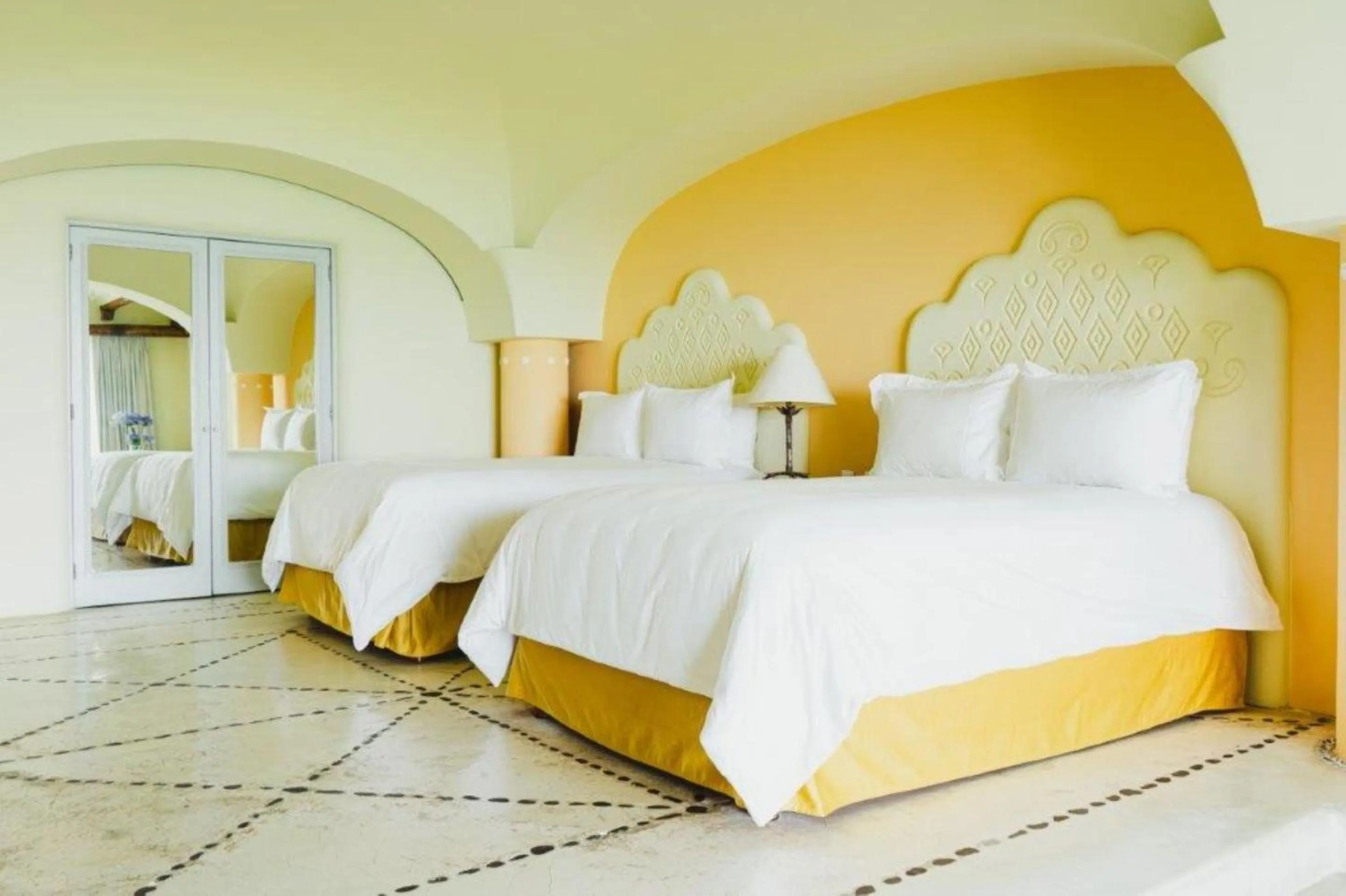 Bedroom, Bed in Quinta Real Huatulco