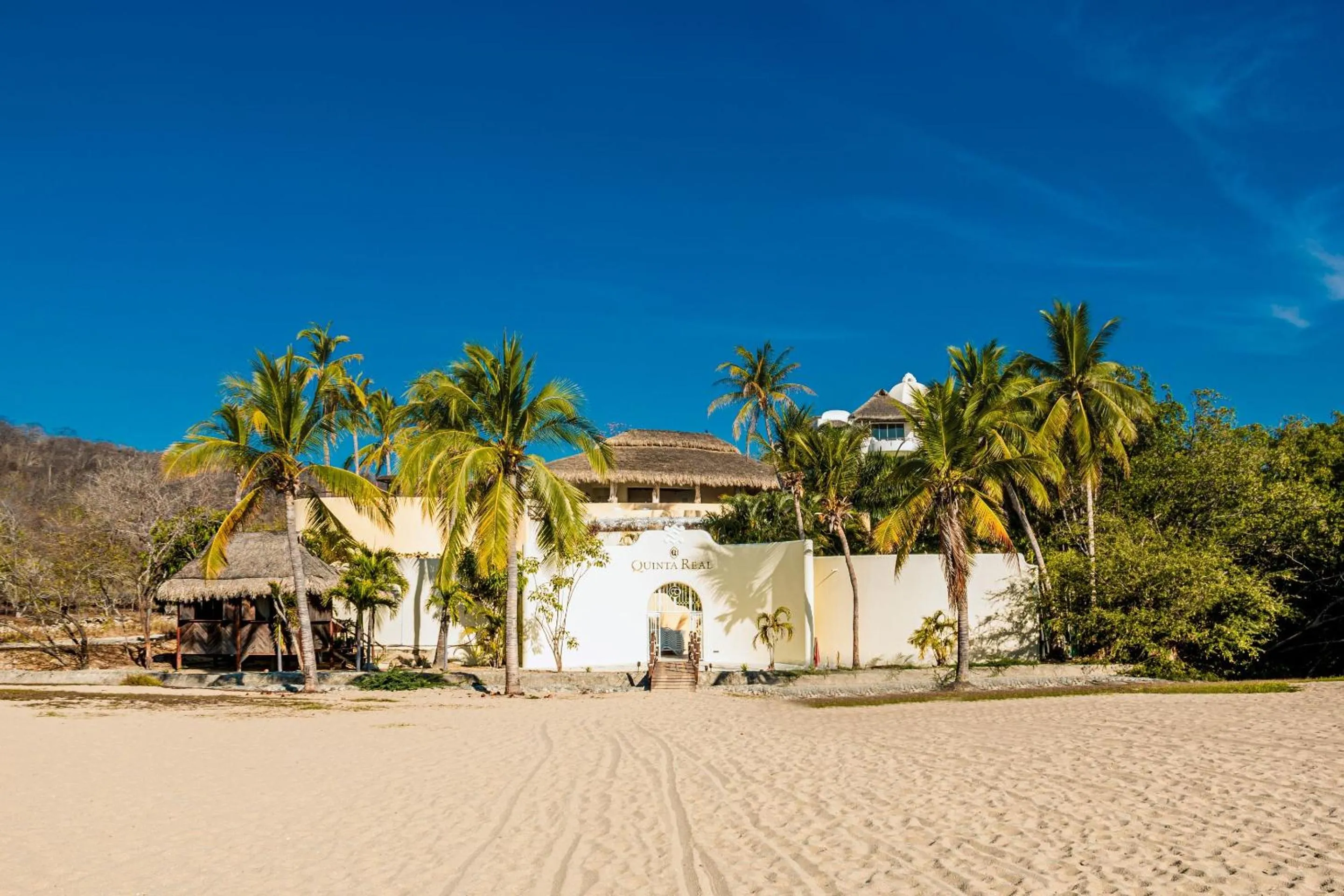 Facade/entrance in Quinta Real Huatulco