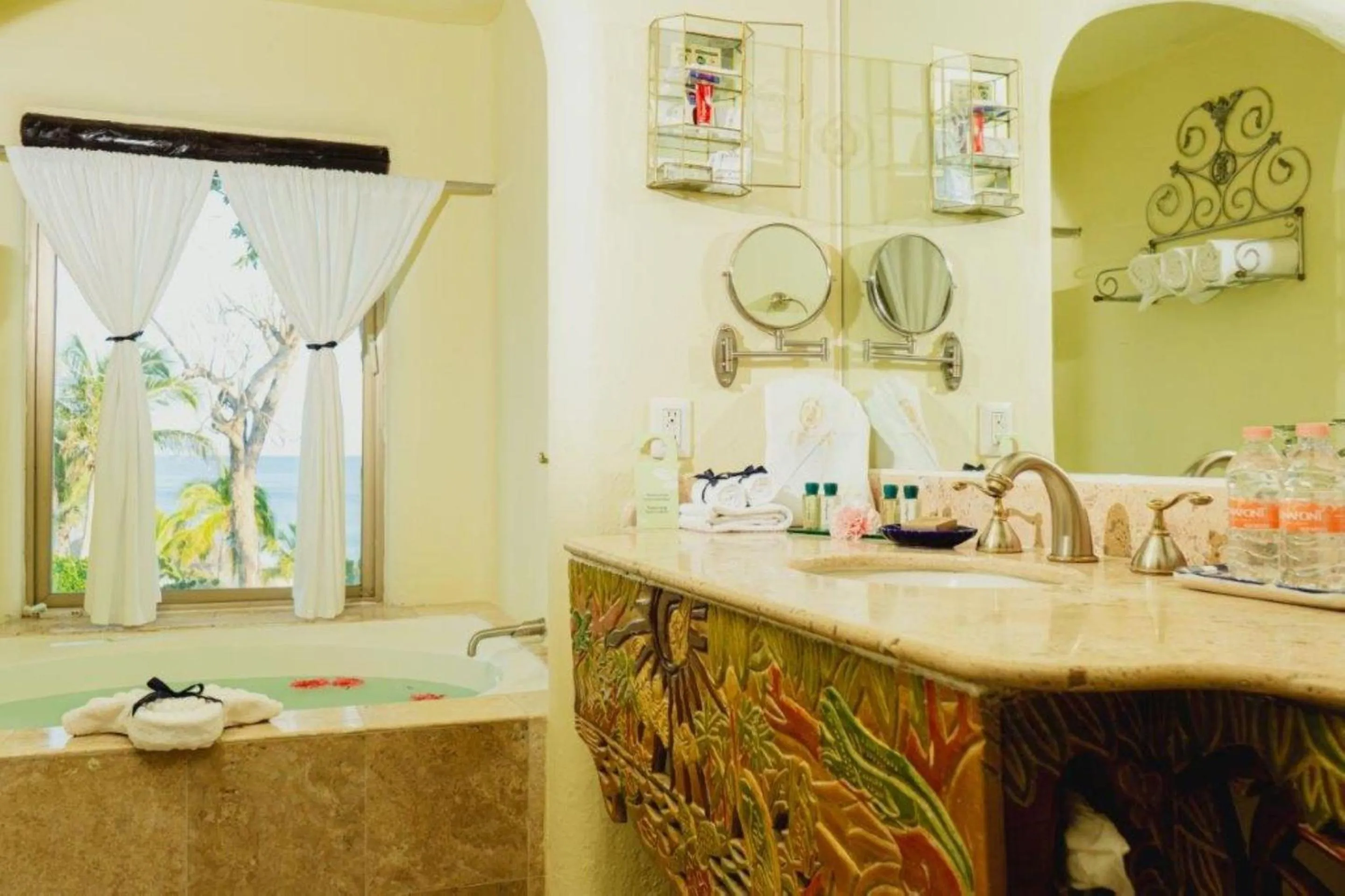 Bathroom in Quinta Real Huatulco