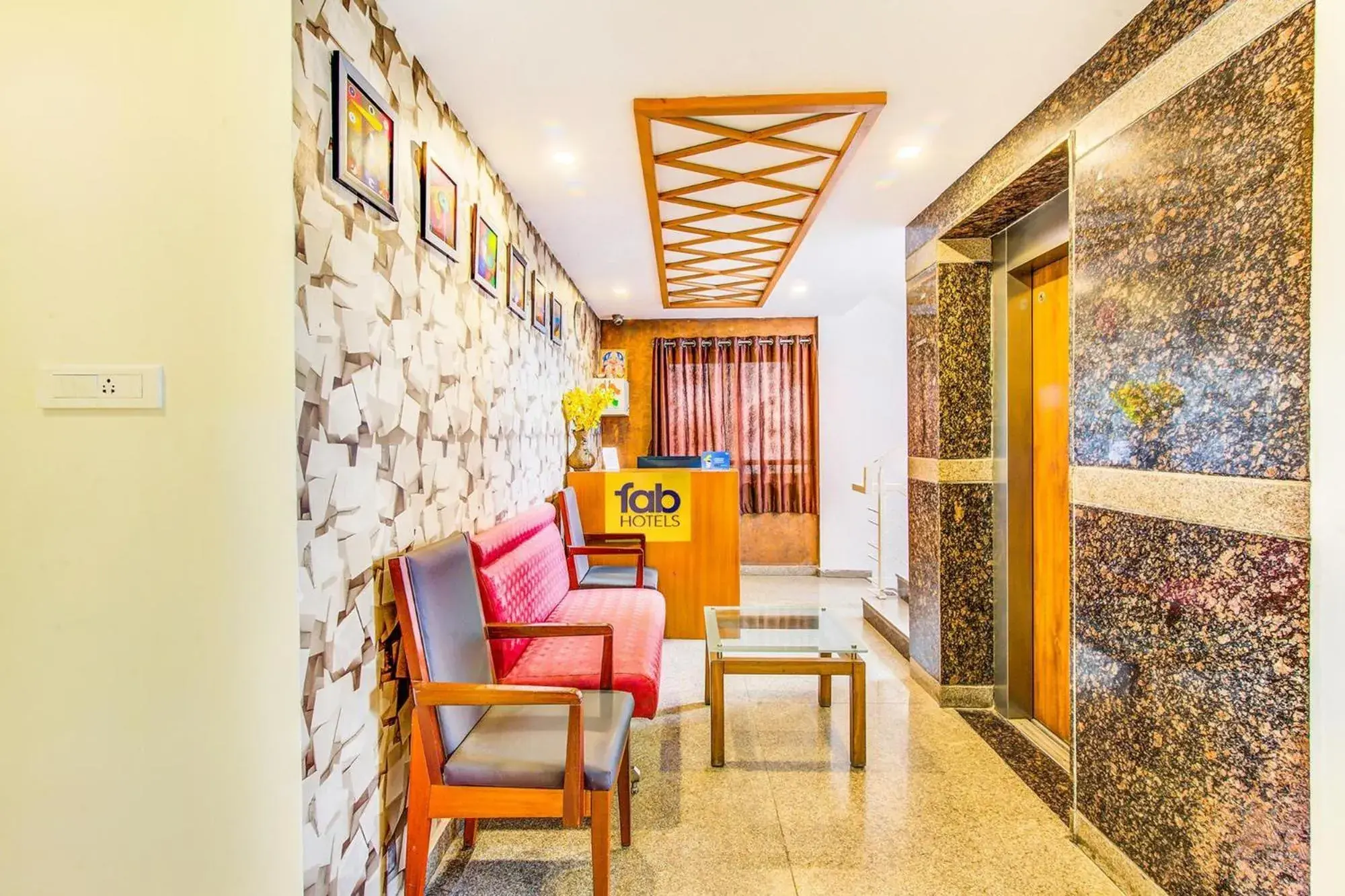 Lobby or reception in FabExpress Mayuri Residency - Marathahalli Lobby or reception in FabExpress Mayuri Residency - Marathahalli