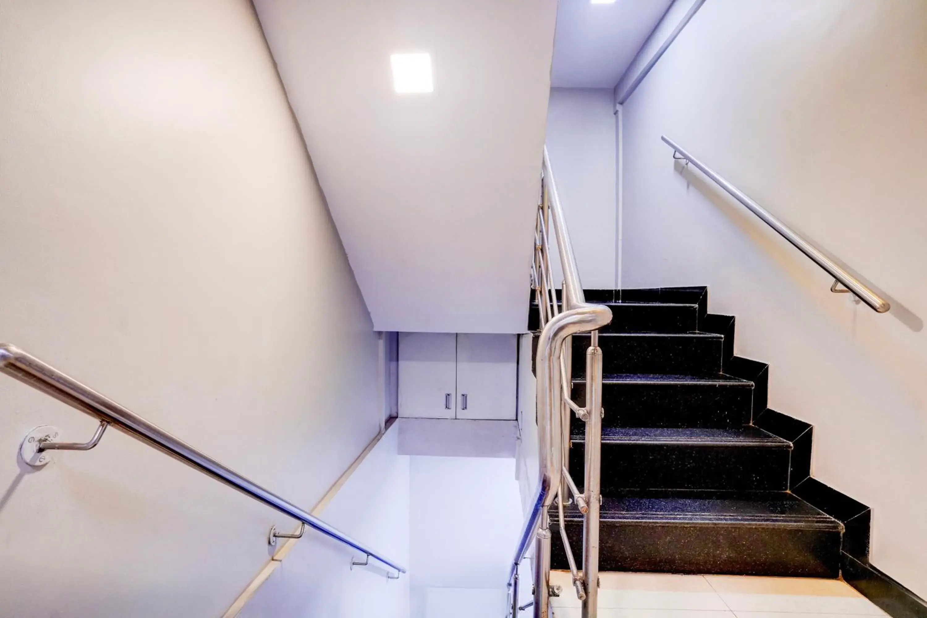 Lobby or reception in Super Collection O Asalpha near International Airport Lobby or reception in Super Collection O Asalpha near International Airport