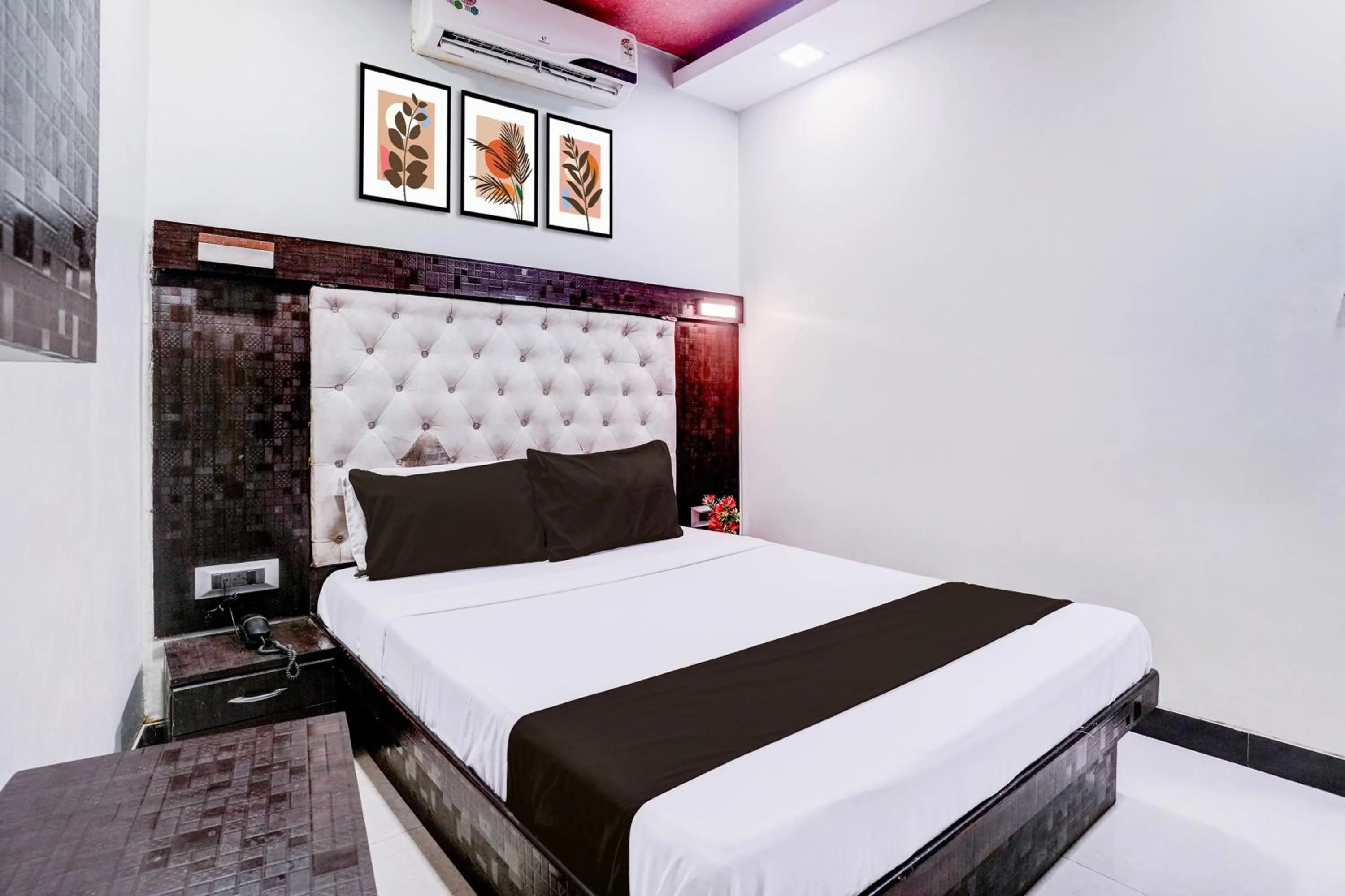 Super Collection O Asalpha near International Airport