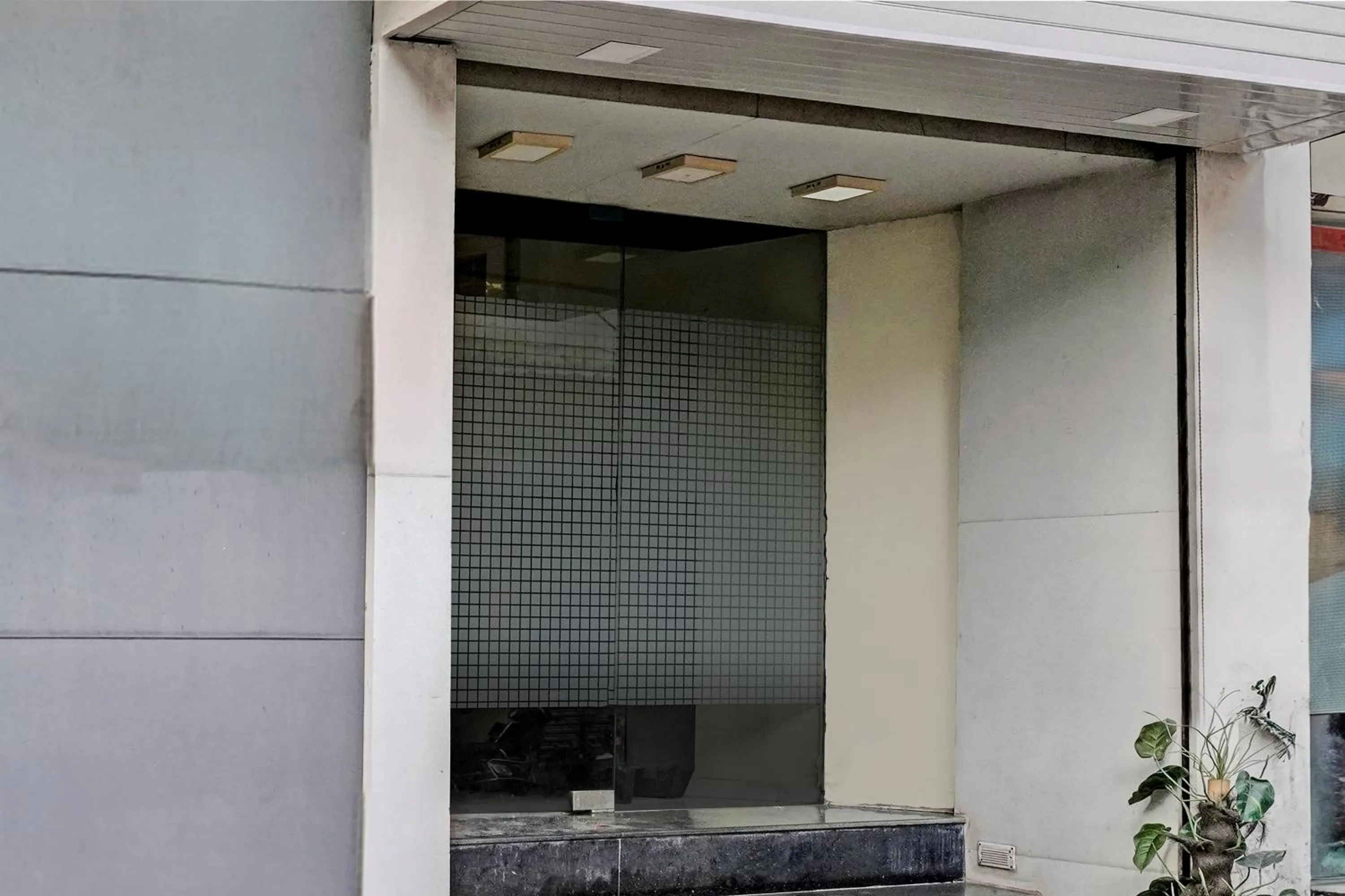 Facade/entrance in Hotel O Blue Sea