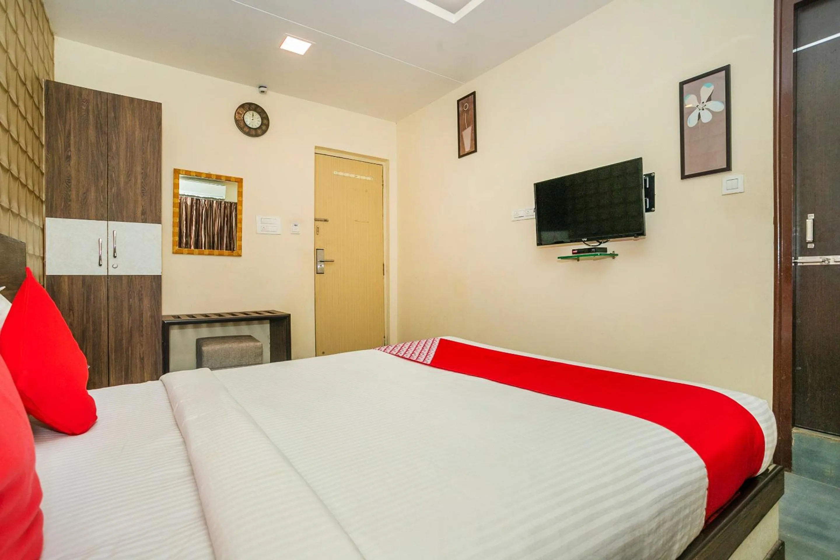 Bedroom, Bed in Collection O Indian Suites Near Sitara Restaurant