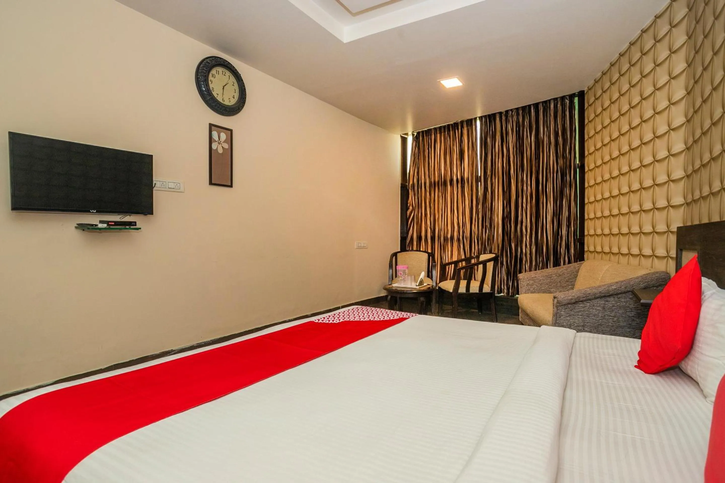 Bedroom, Bed in Collection O Indian Suites Near Sitara Restaurant