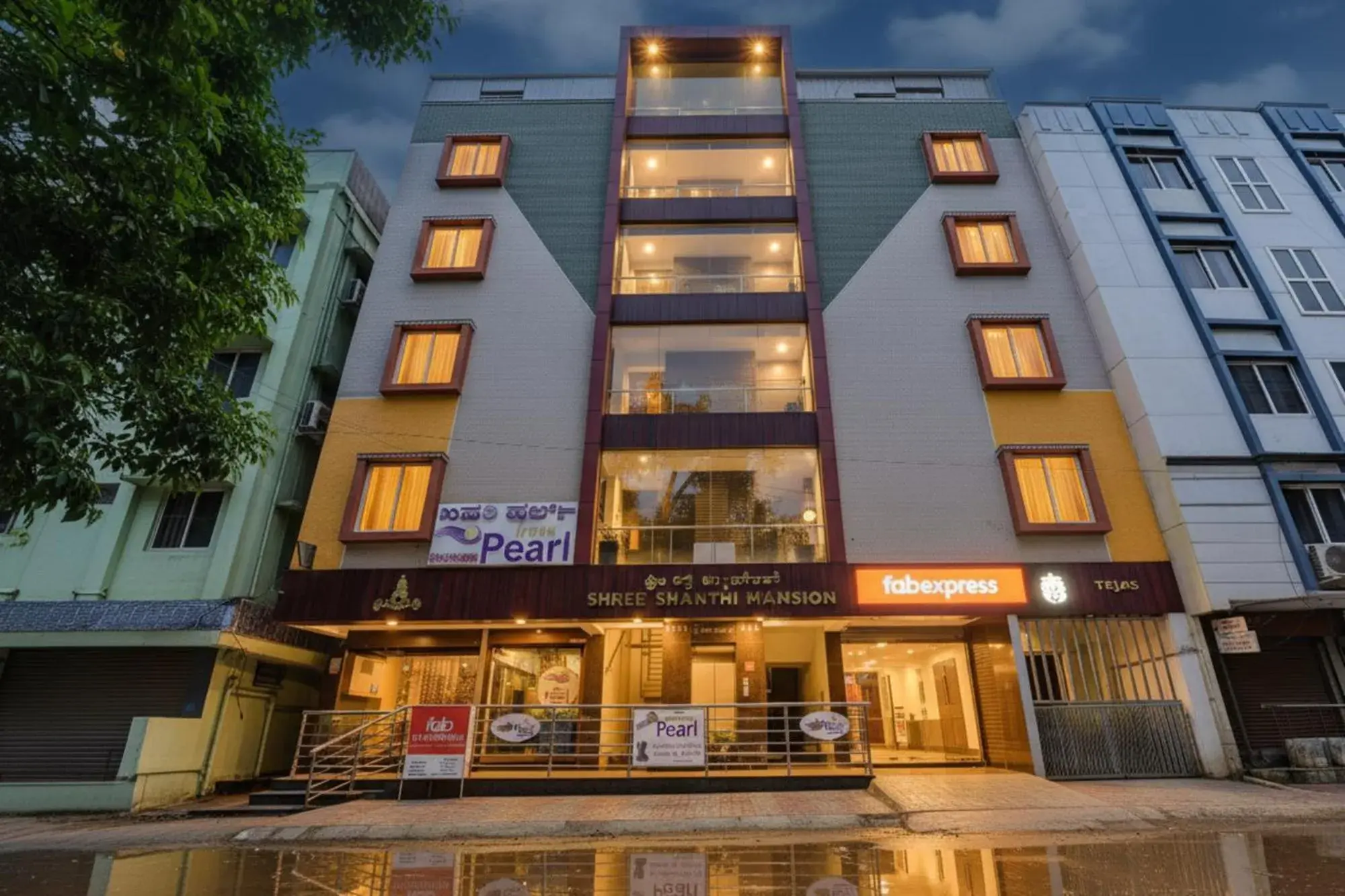 Property building in FabHotel Ivory Pearl - BTM Layout Property building in FabHotel Ivory Pearl - BTM Layout