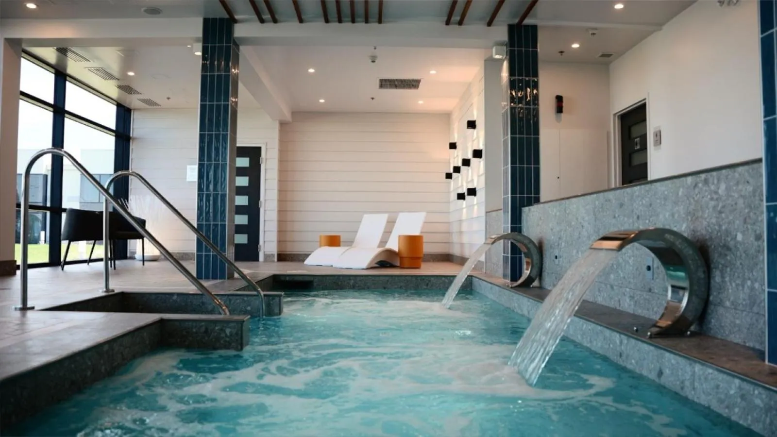 Property building in Hotel Levesque