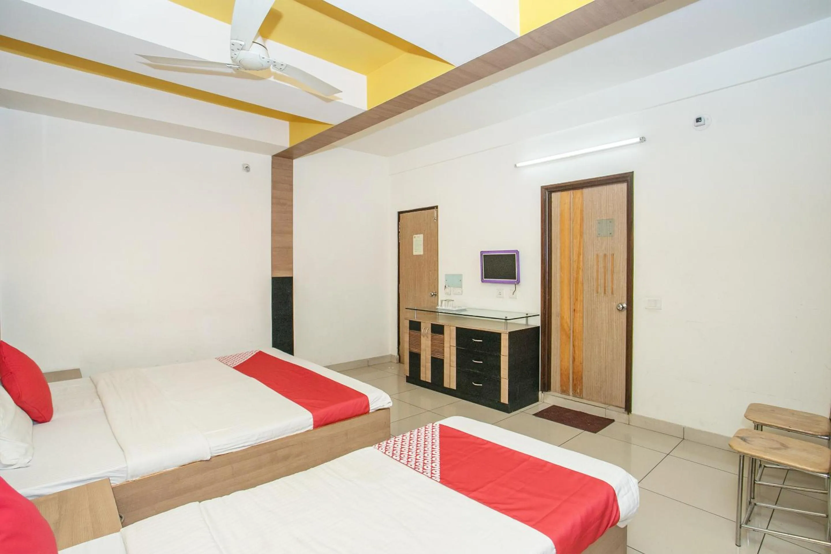 Bedroom, Bed in Hotel O ABHIMAANI COMFORTS