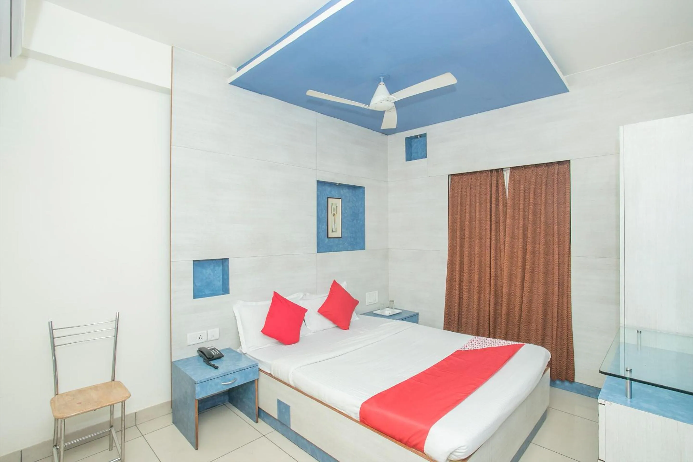 Bedroom, Bed in Hotel O ABHIMAANI COMFORTS