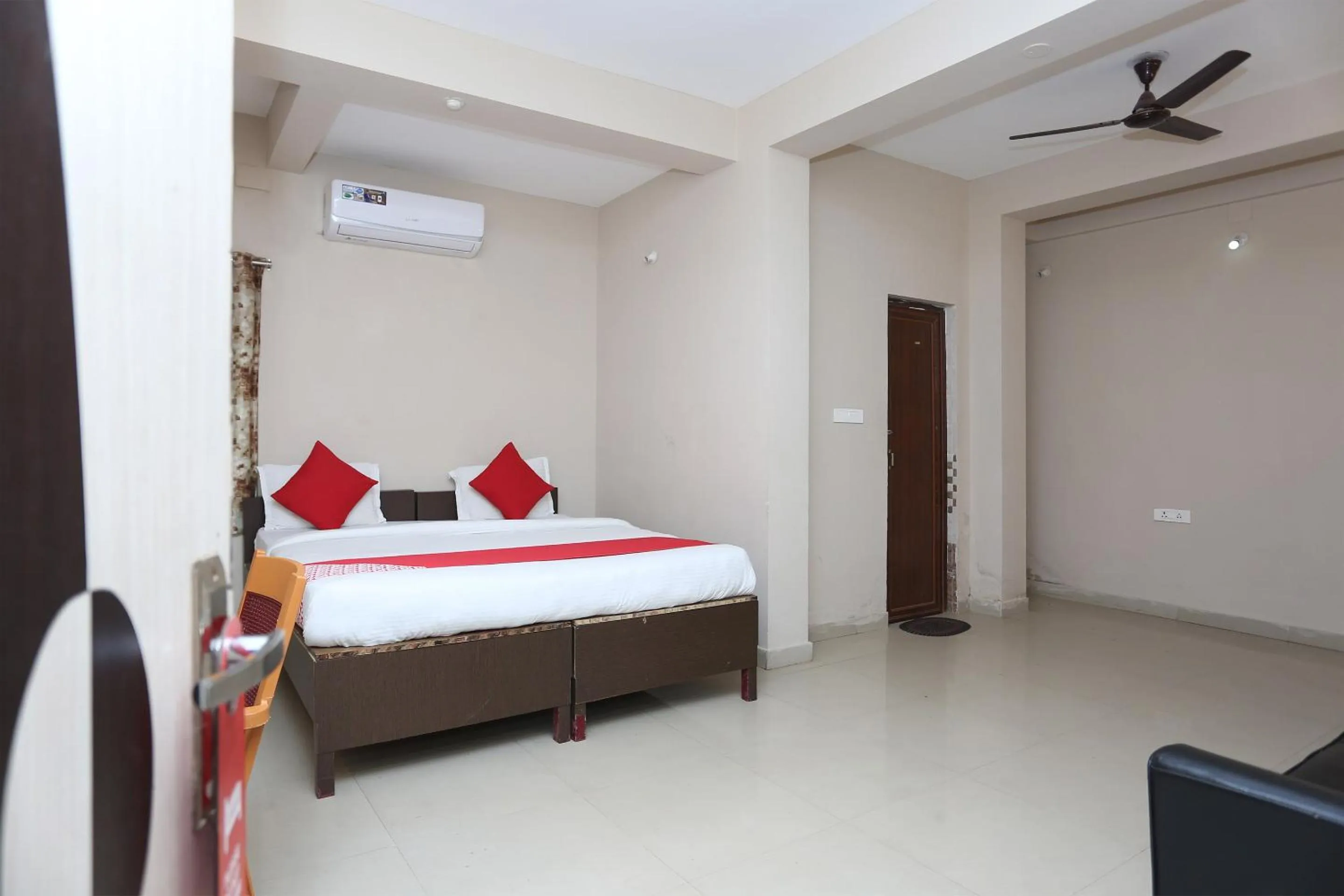 Bedroom, Bed in Hotel O Nilay classic