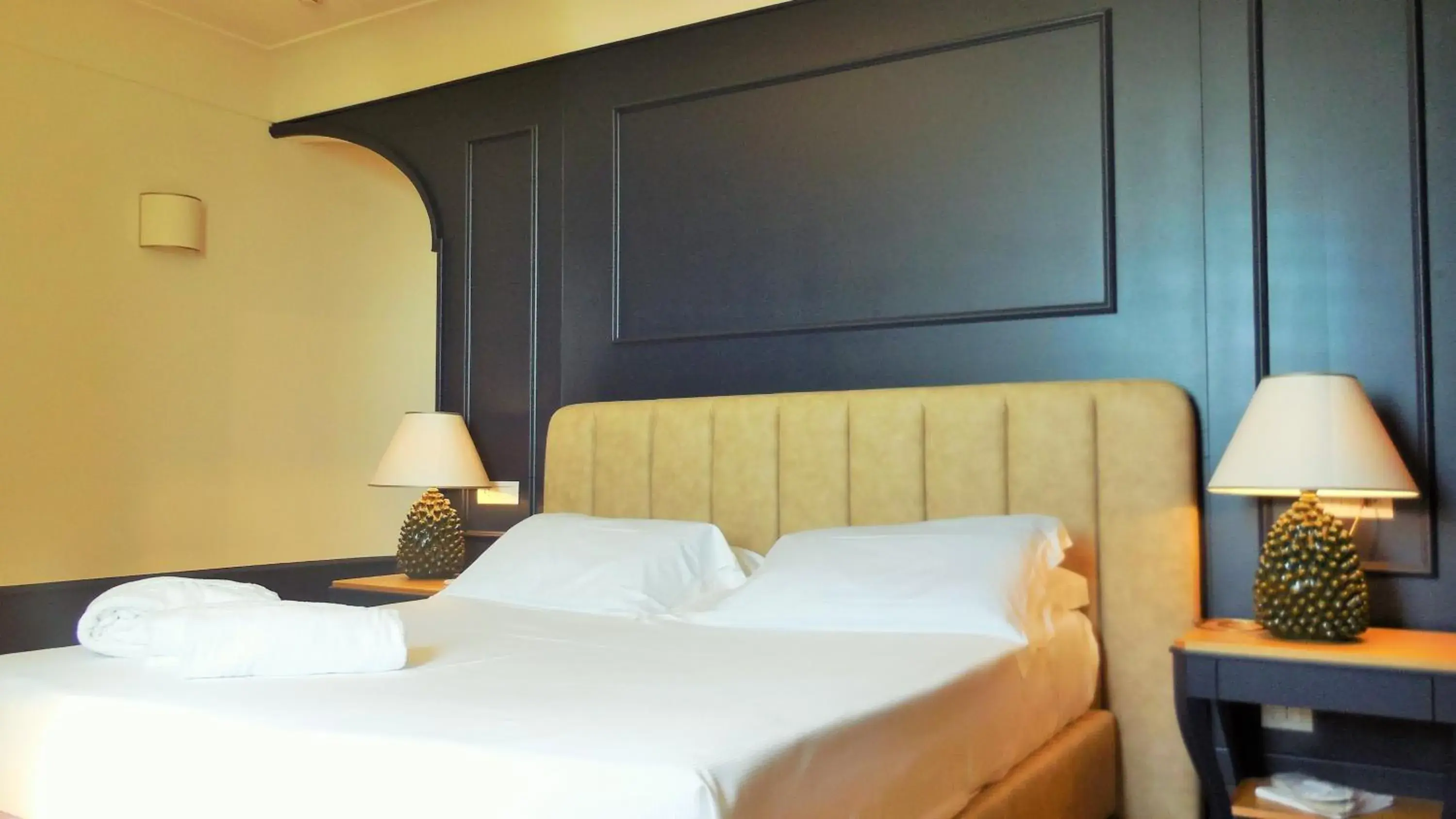 Bed in Hotel Marechiaro Bed in Hotel Marechiaro