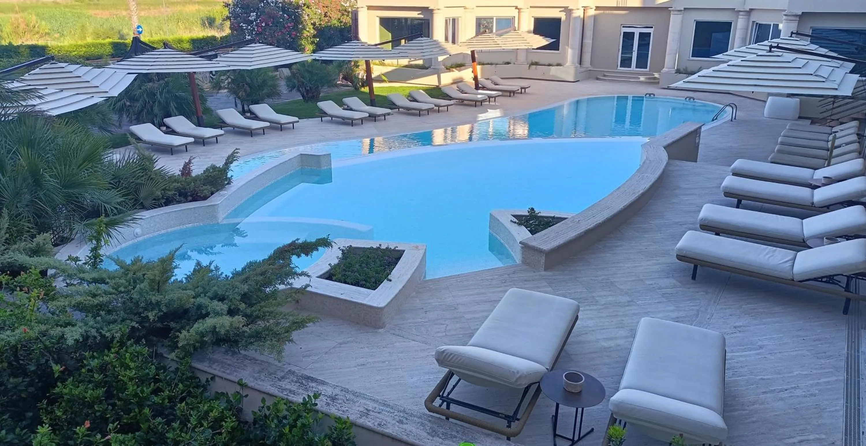 Swimming pool in Hotel Marechiaro