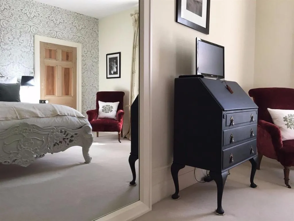 Bedroom, Bed in Coswarth House with breakfast at Rick Stein's