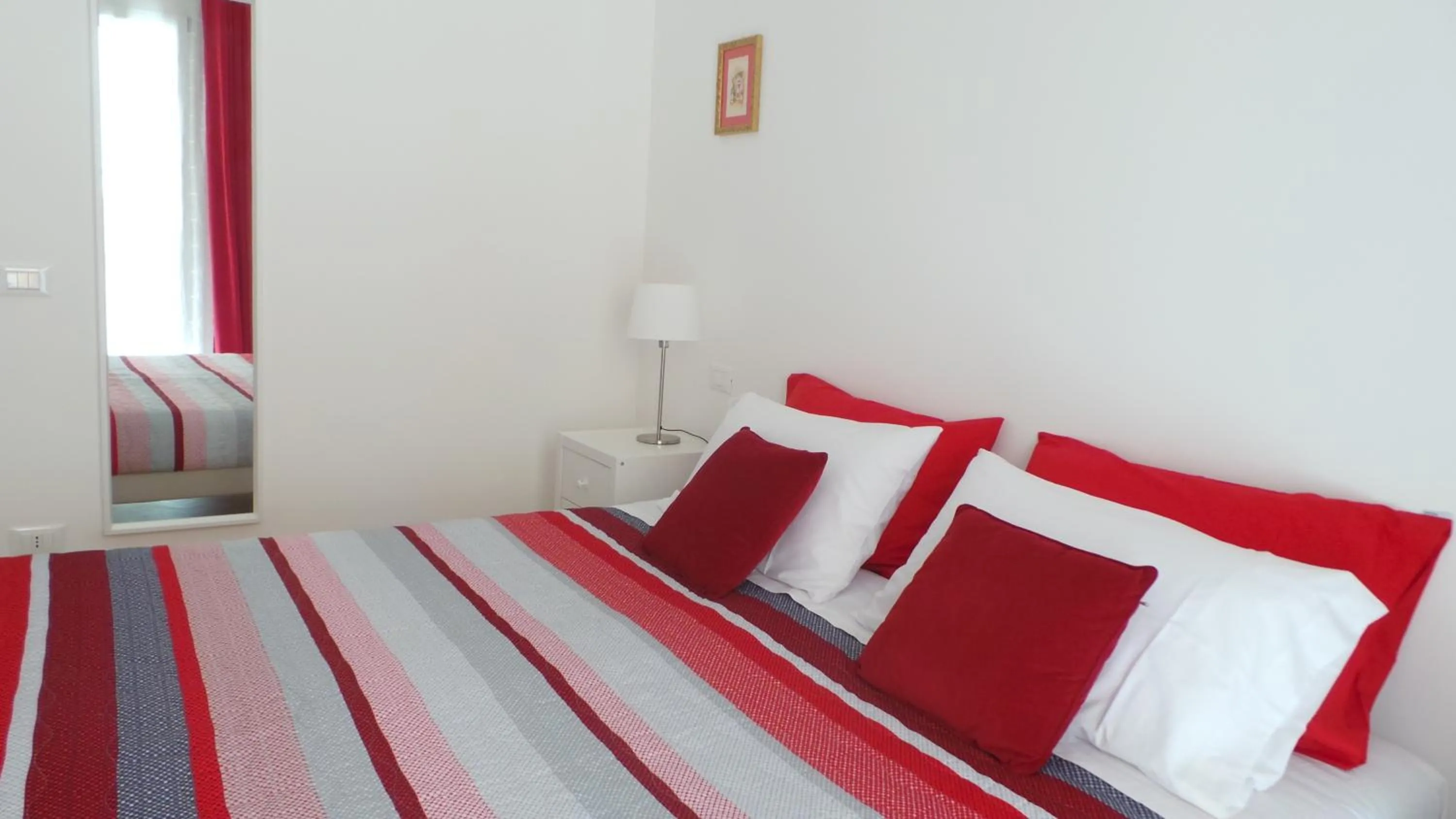 Bedroom, Bed in Zenzero e Limone