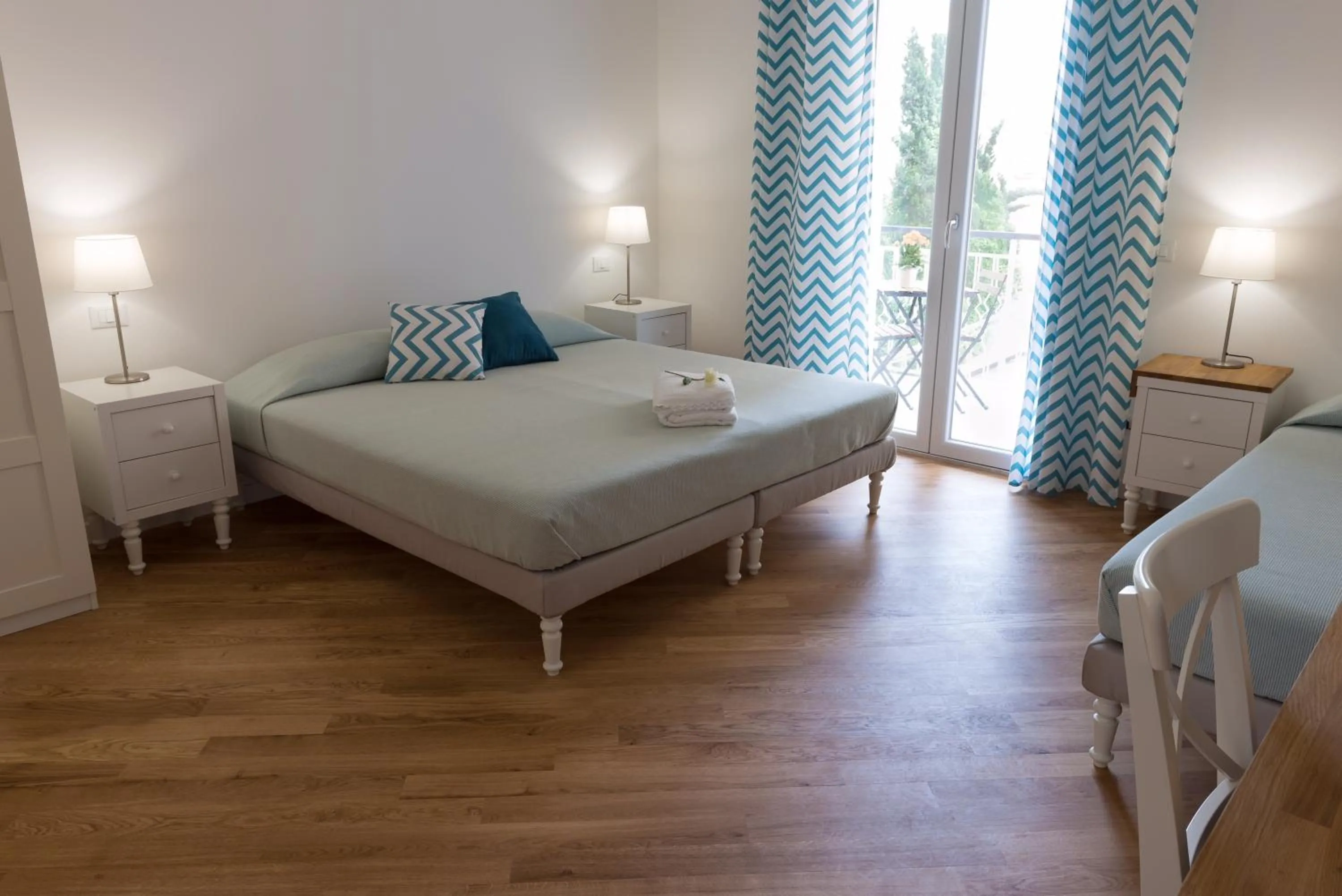 Bedroom, Bed in Zenzero e Limone