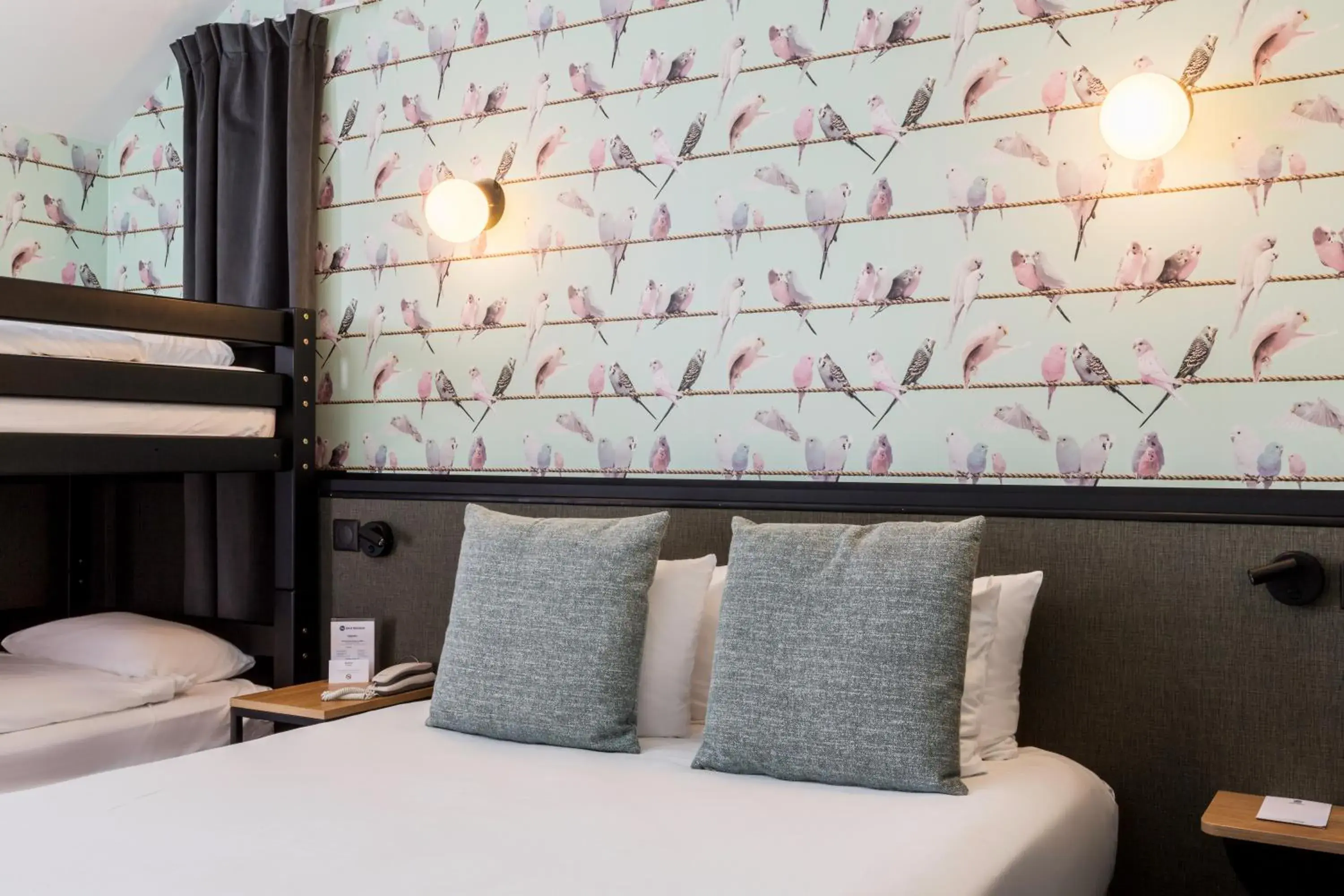 Bedroom, Bed in Best Western Hôtel Grand Parc Marne La Vallée Bedroom, Bed in Best Western Hôtel Grand Parc Marne La Vallée