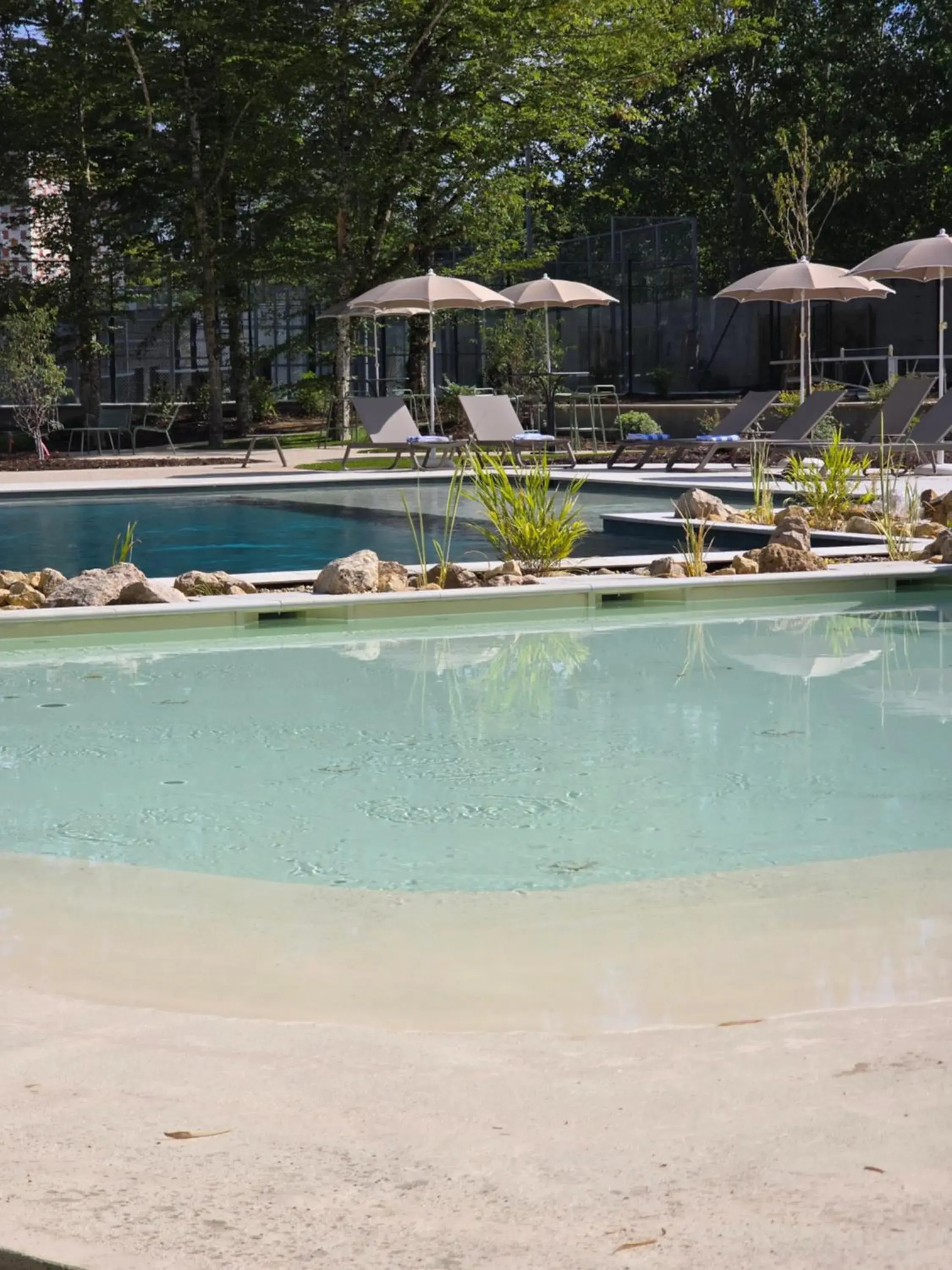 Swimming pool in Château D'artigny Swimming pool in Château D'artigny