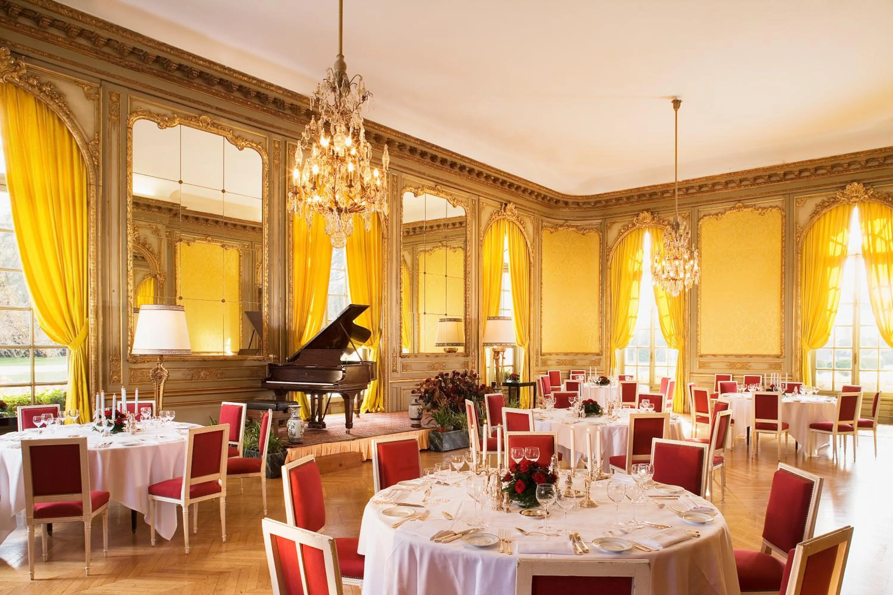 Restaurant/places to eat in Château D'artigny