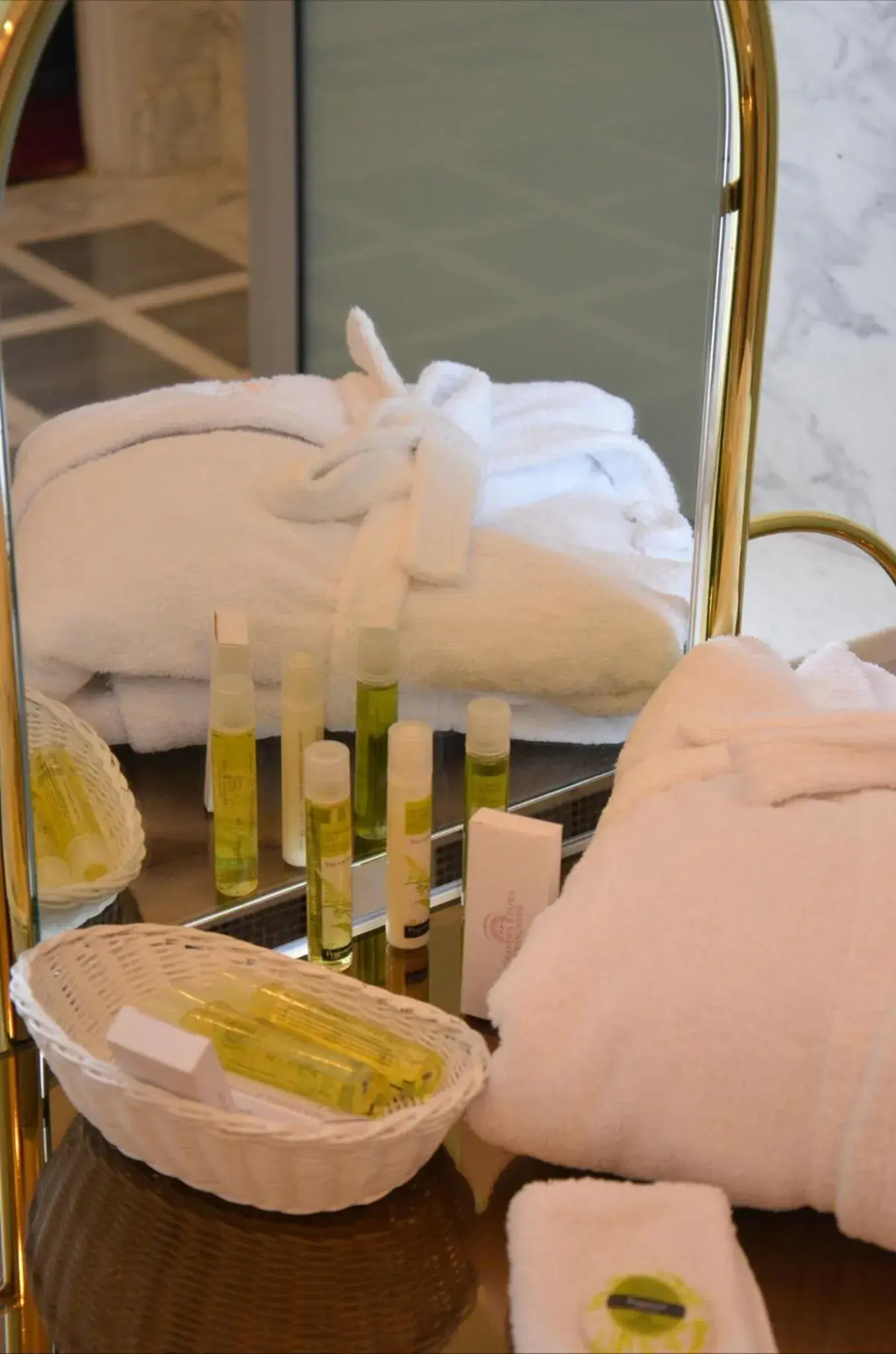 Decorative detail, Bed in Château D'artigny Decorative detail, Bed in Château D'artigny