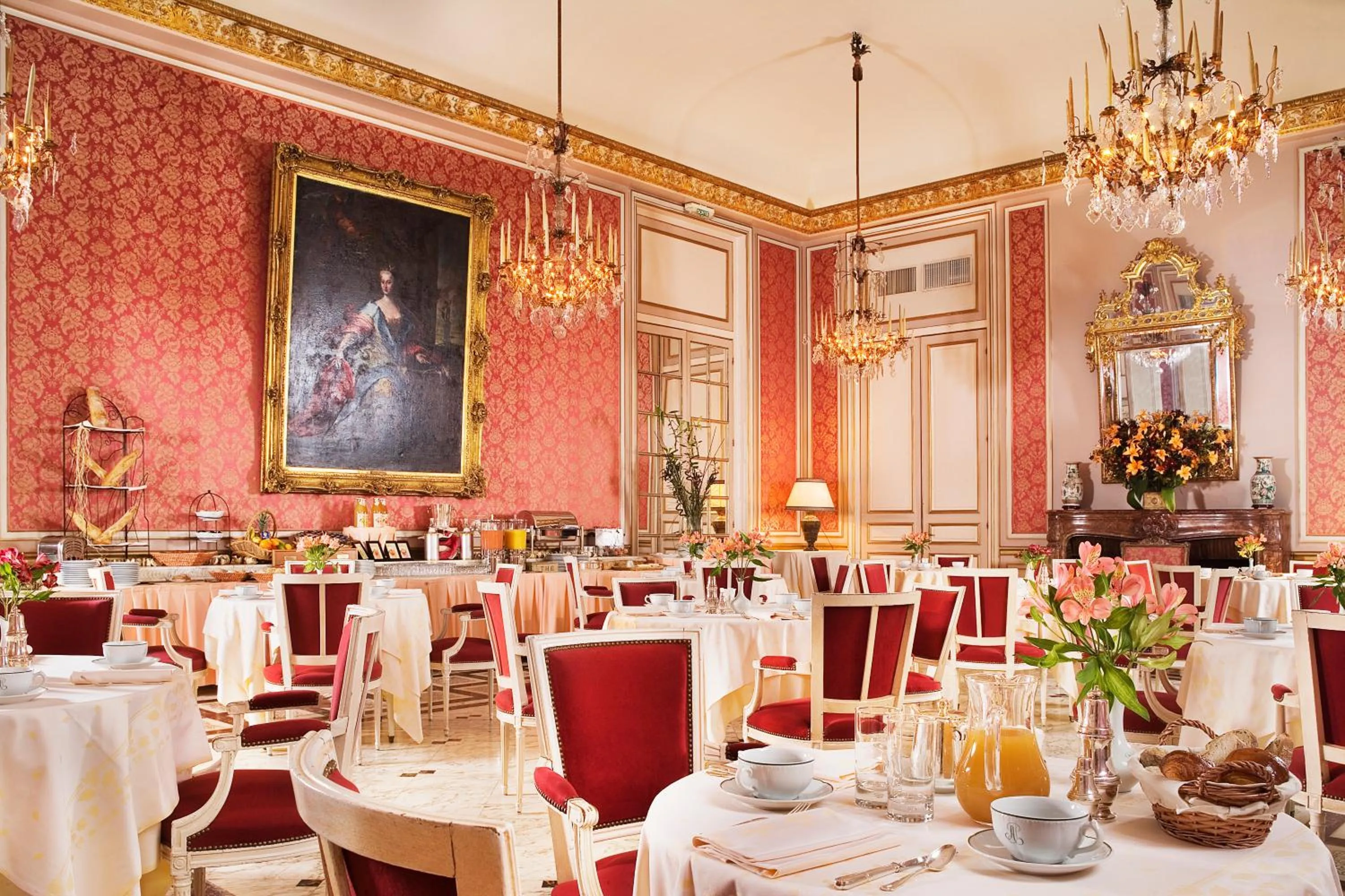 Restaurant/places to eat in Château D'artigny