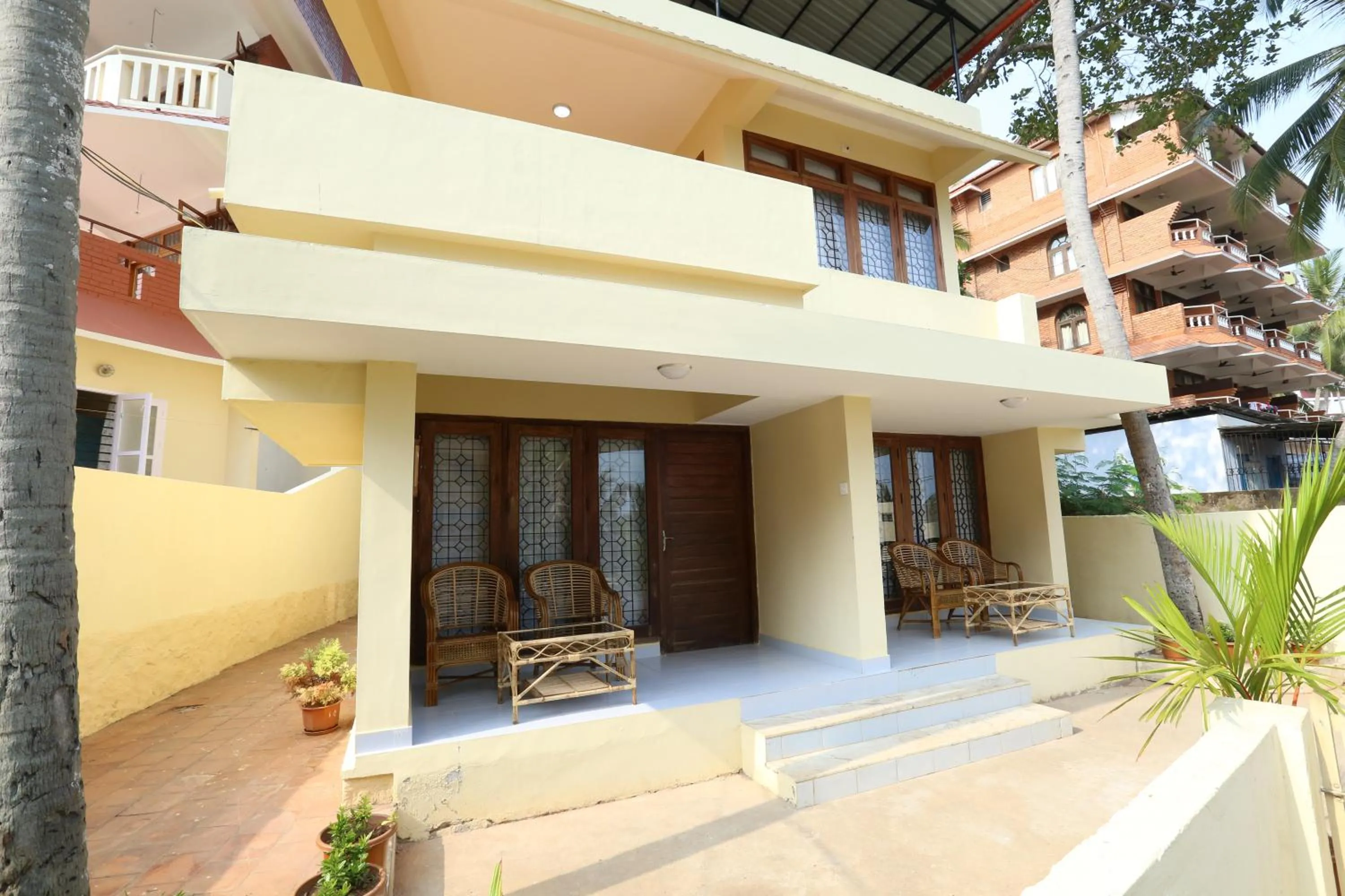 Facade/entrance in Abad Serviced Villas