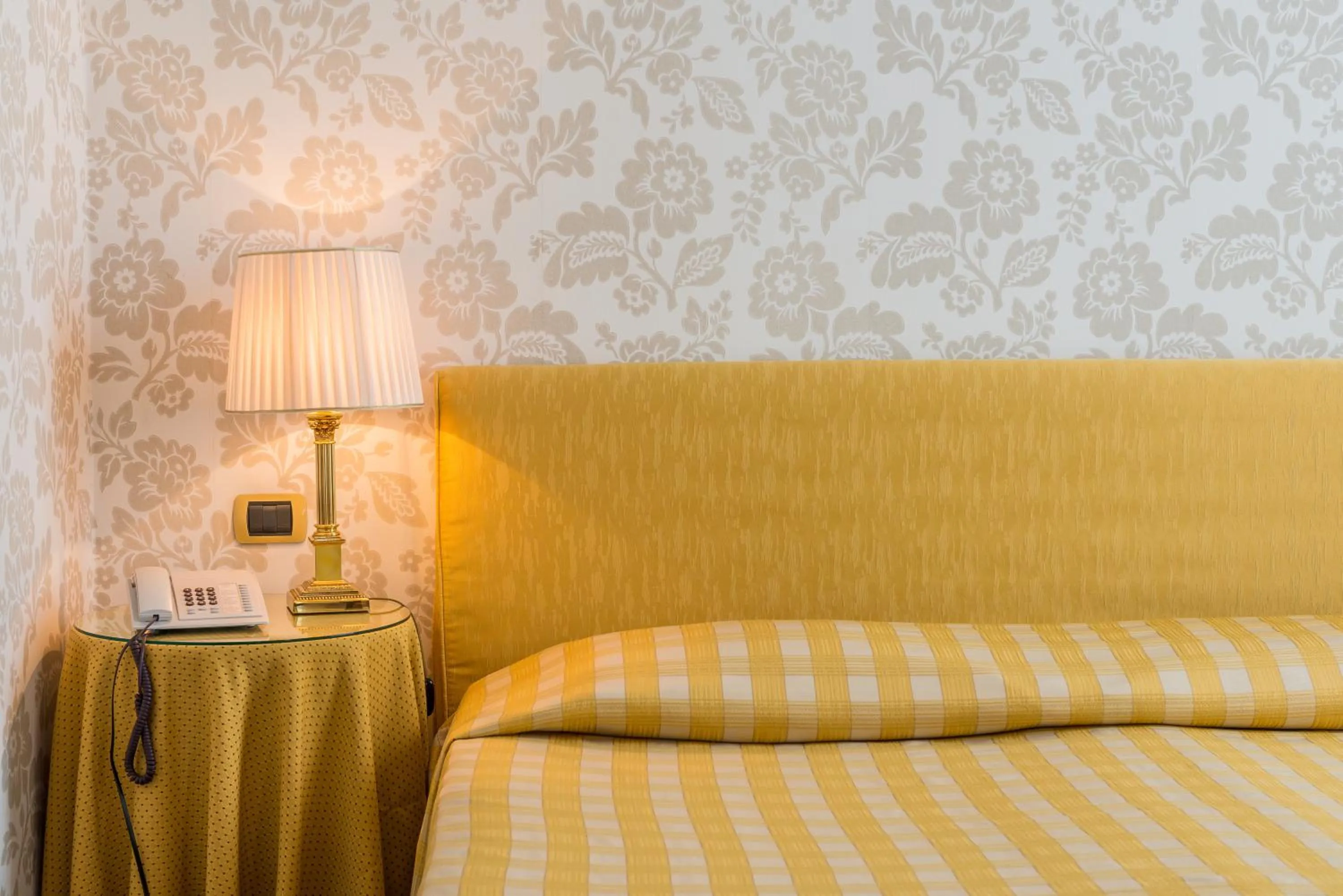 Bedroom, Bed in Albergo Alla Posta