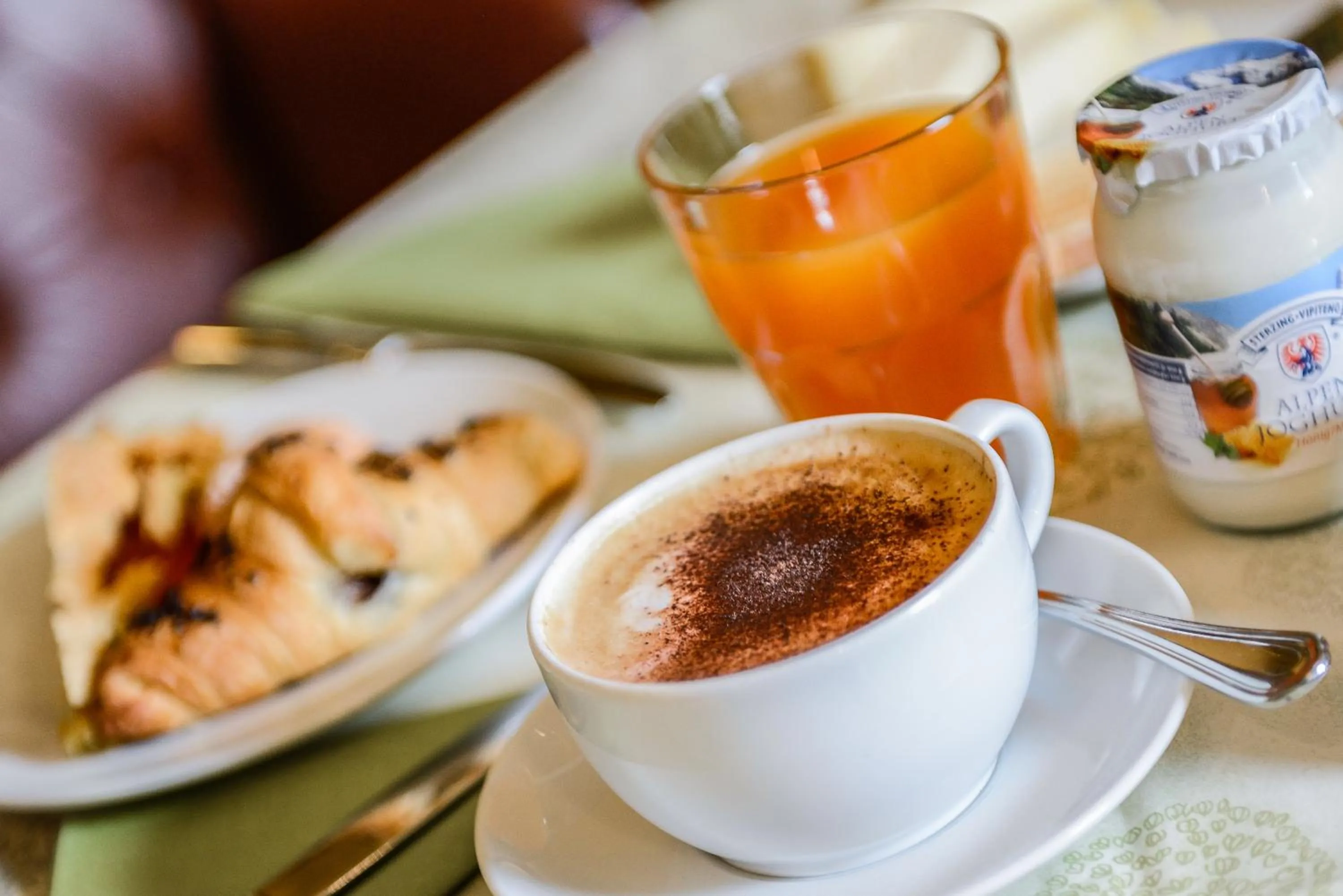 Food and drinks in Albergo Alla Posta