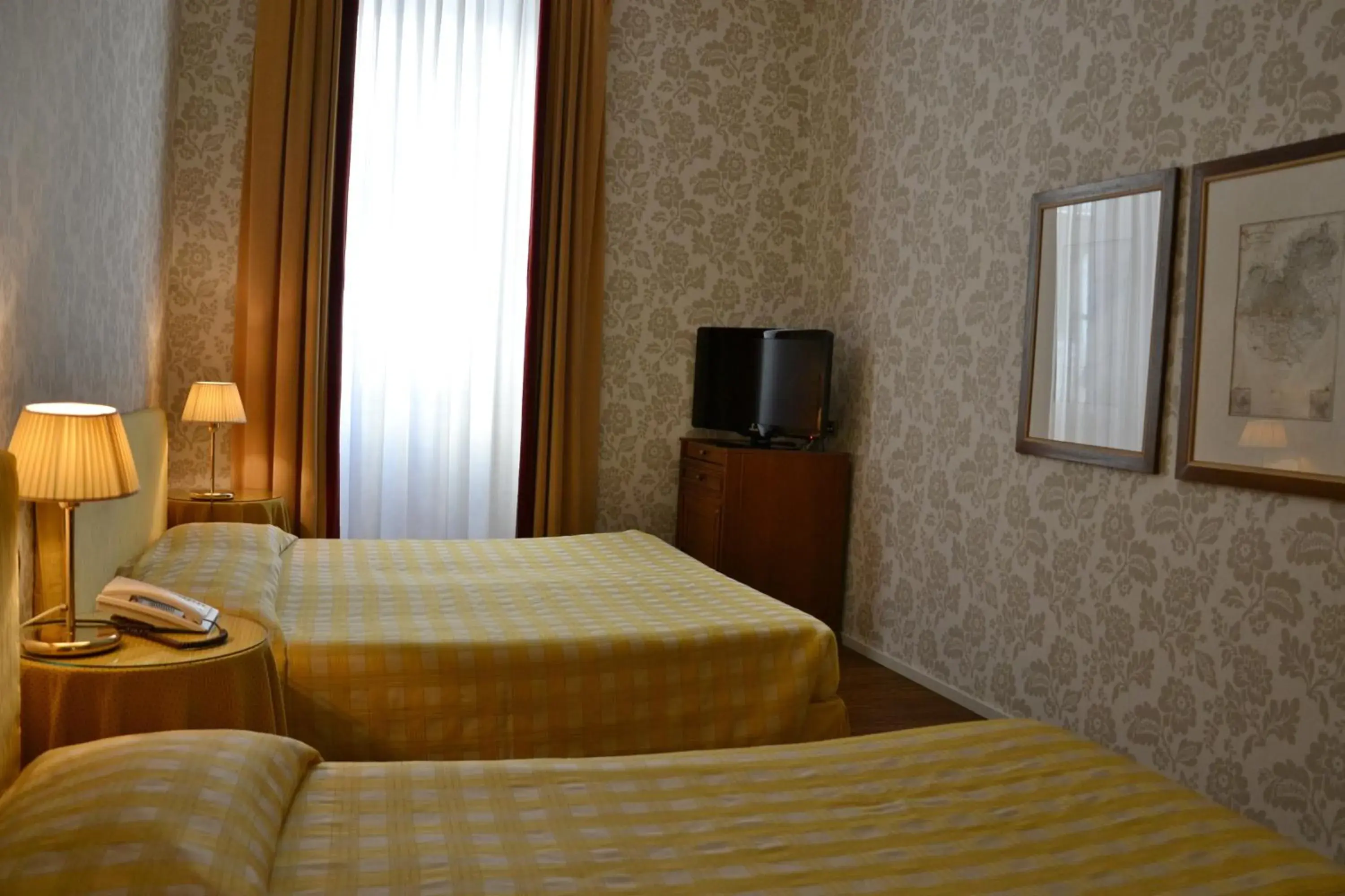 Day, Bed in Albergo Alla Posta Day, Bed in Albergo Alla Posta