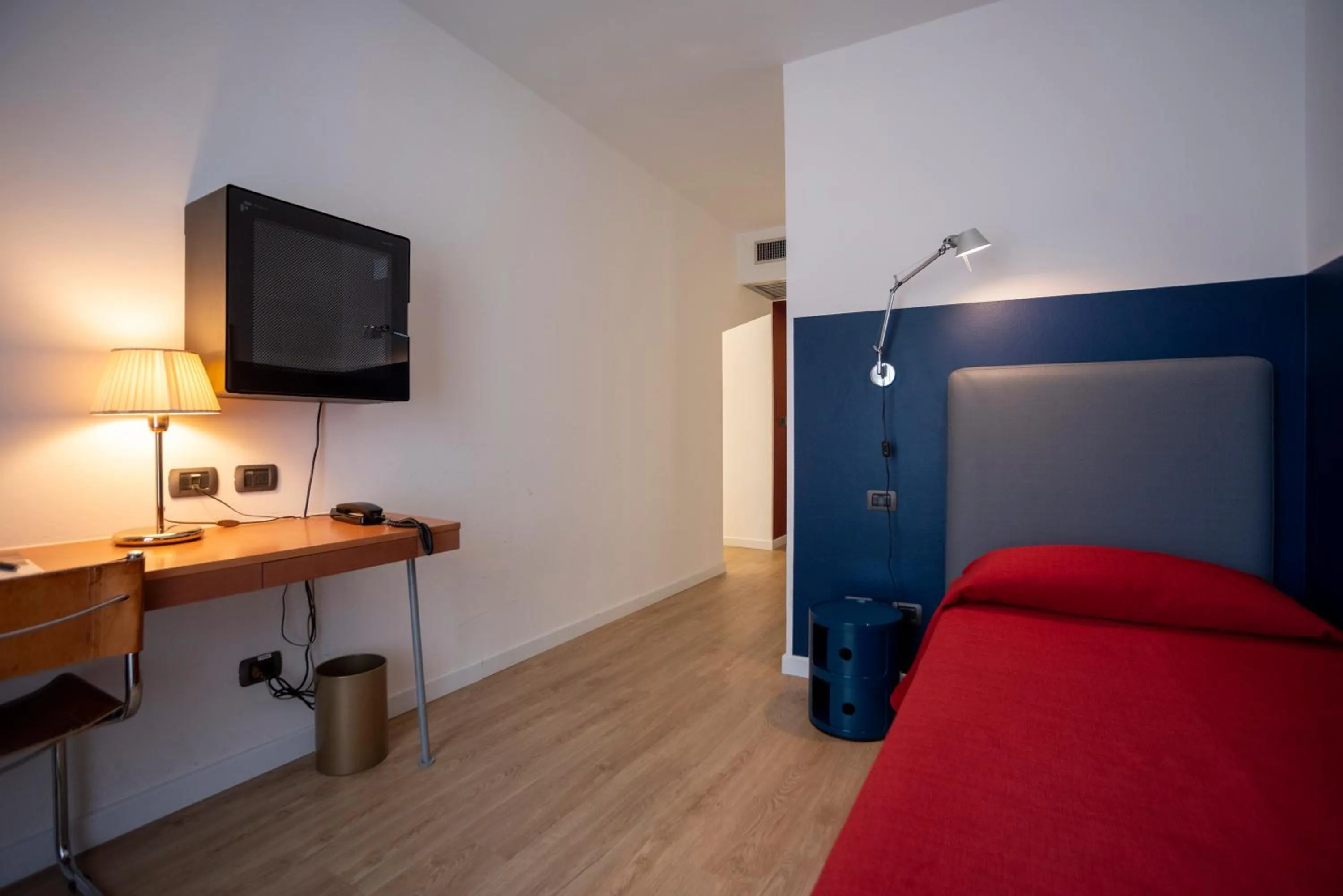 Bed in Albergo Alla Posta